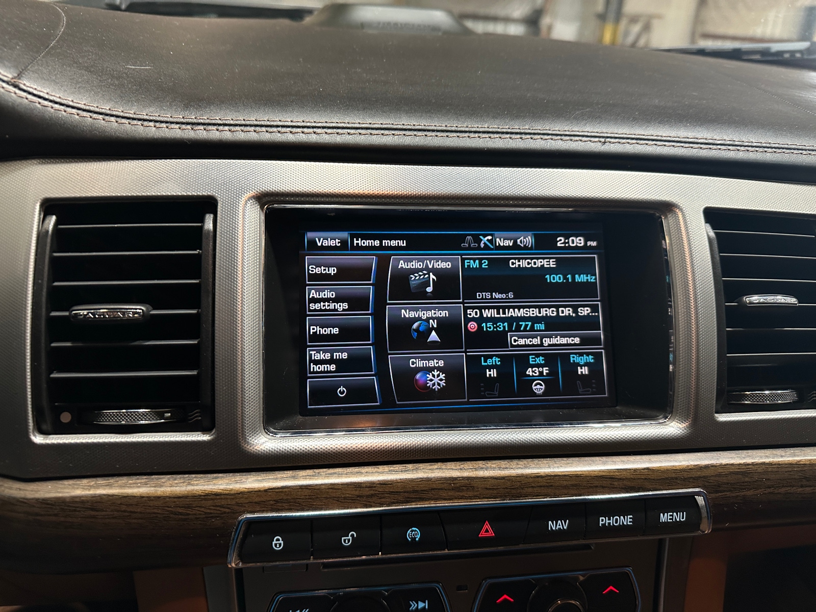 Thumbnail: 2015 Jaguar XF - 3