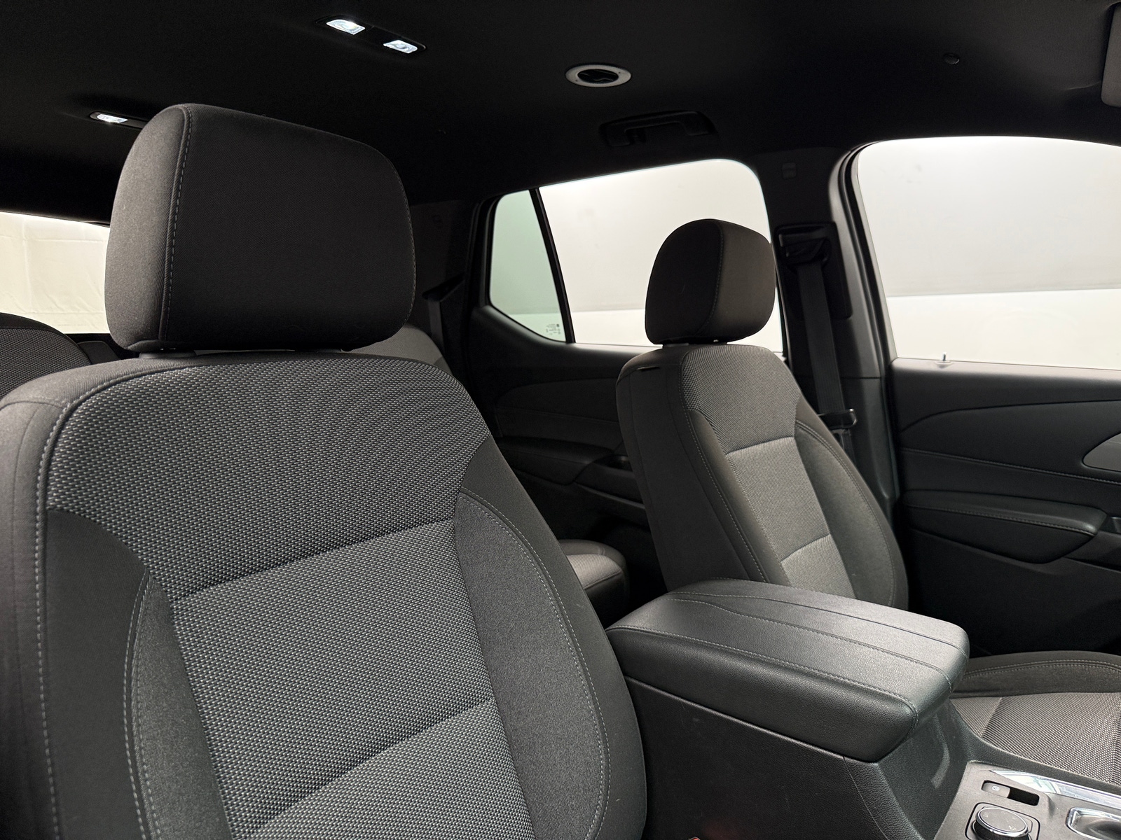 Thumbnail: 2023 Chevrolet Traverse - 2