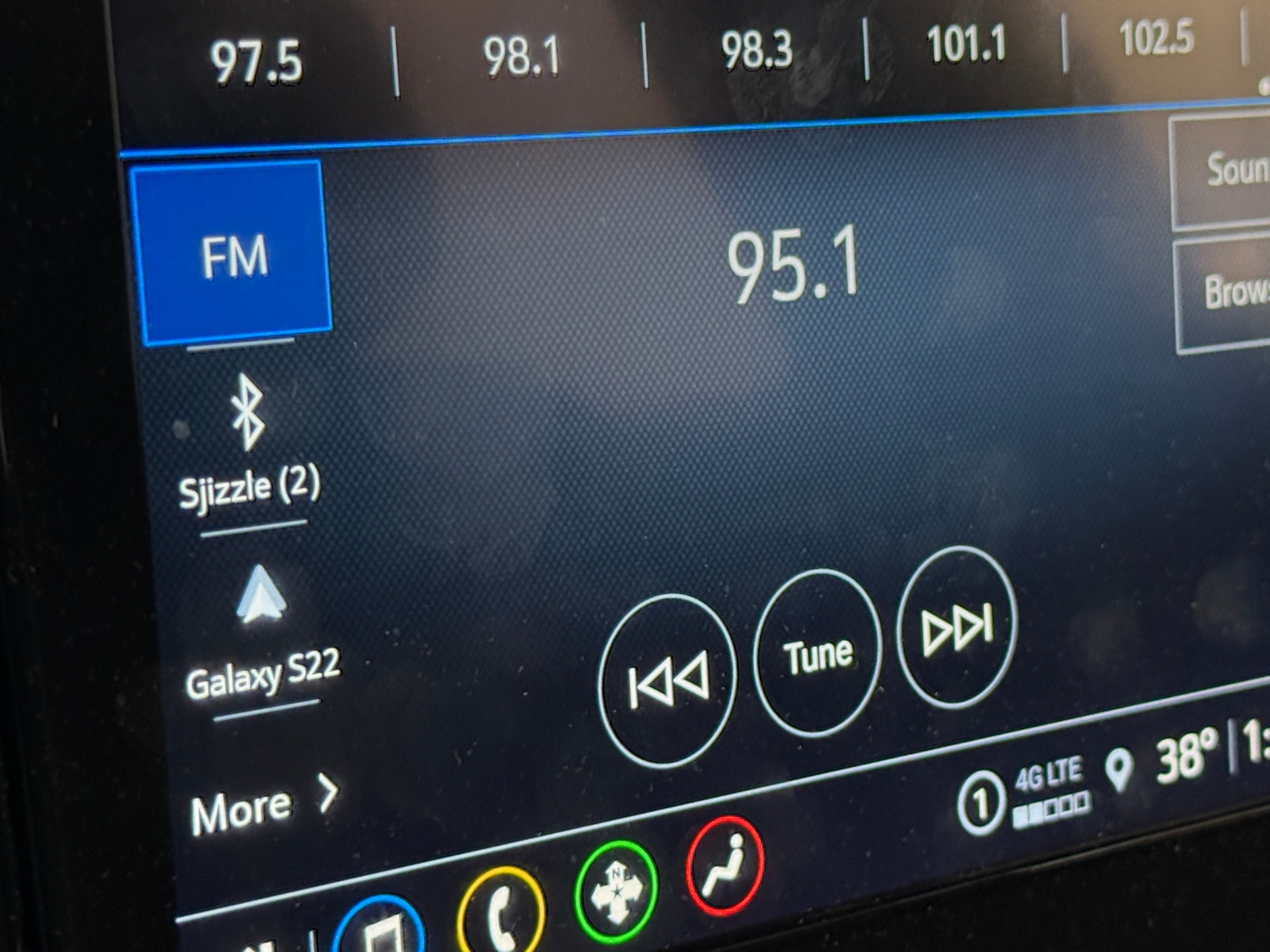 Thumbnail: 2023 Chevrolet Traverse - 4