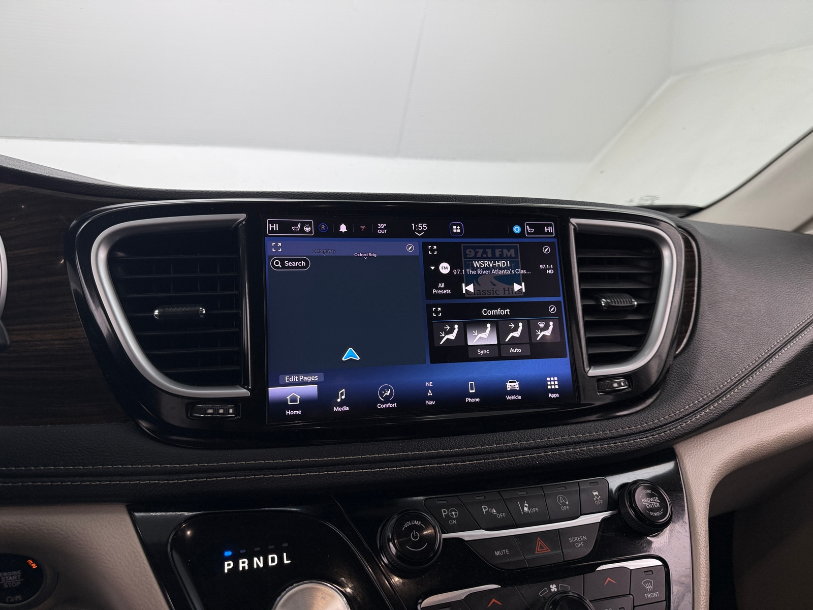 Thumbnail: 2022 Chrysler Pacifica - 3