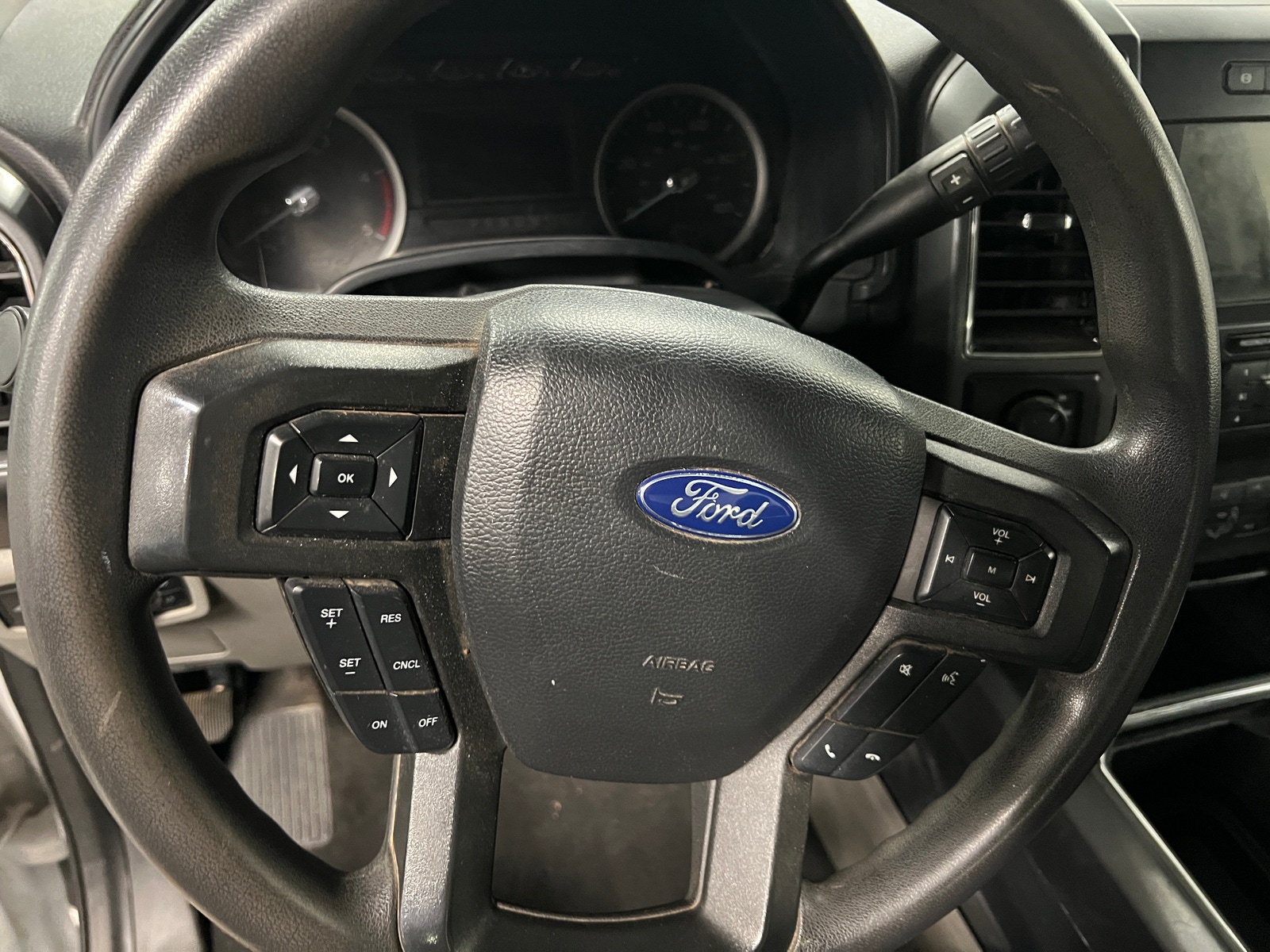 Thumbnail: 2022 Ford Econoline - 5