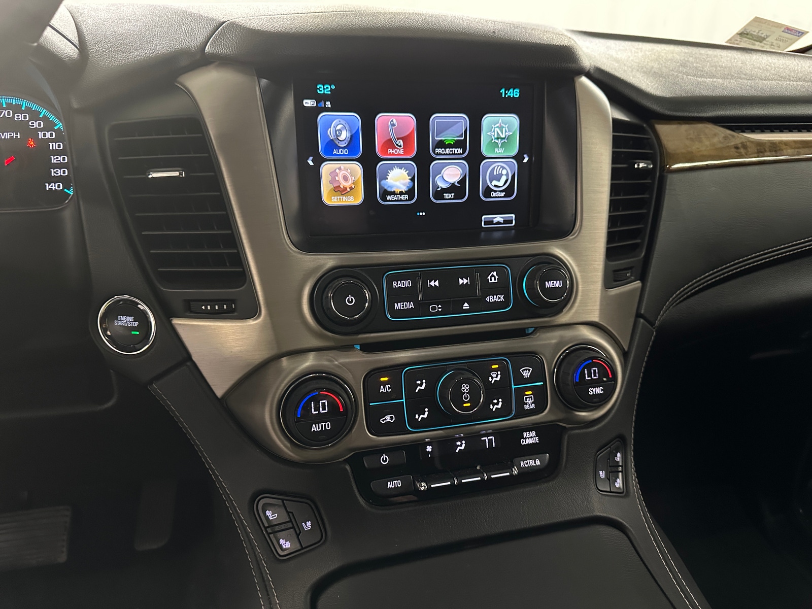 Thumbnail: 2017 GMC Yukon XL - 3