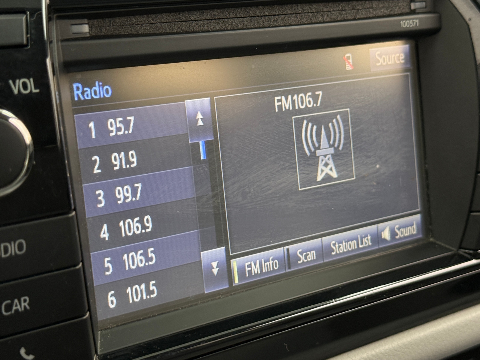 Thumbnail: 2016 Toyota Corolla - 4