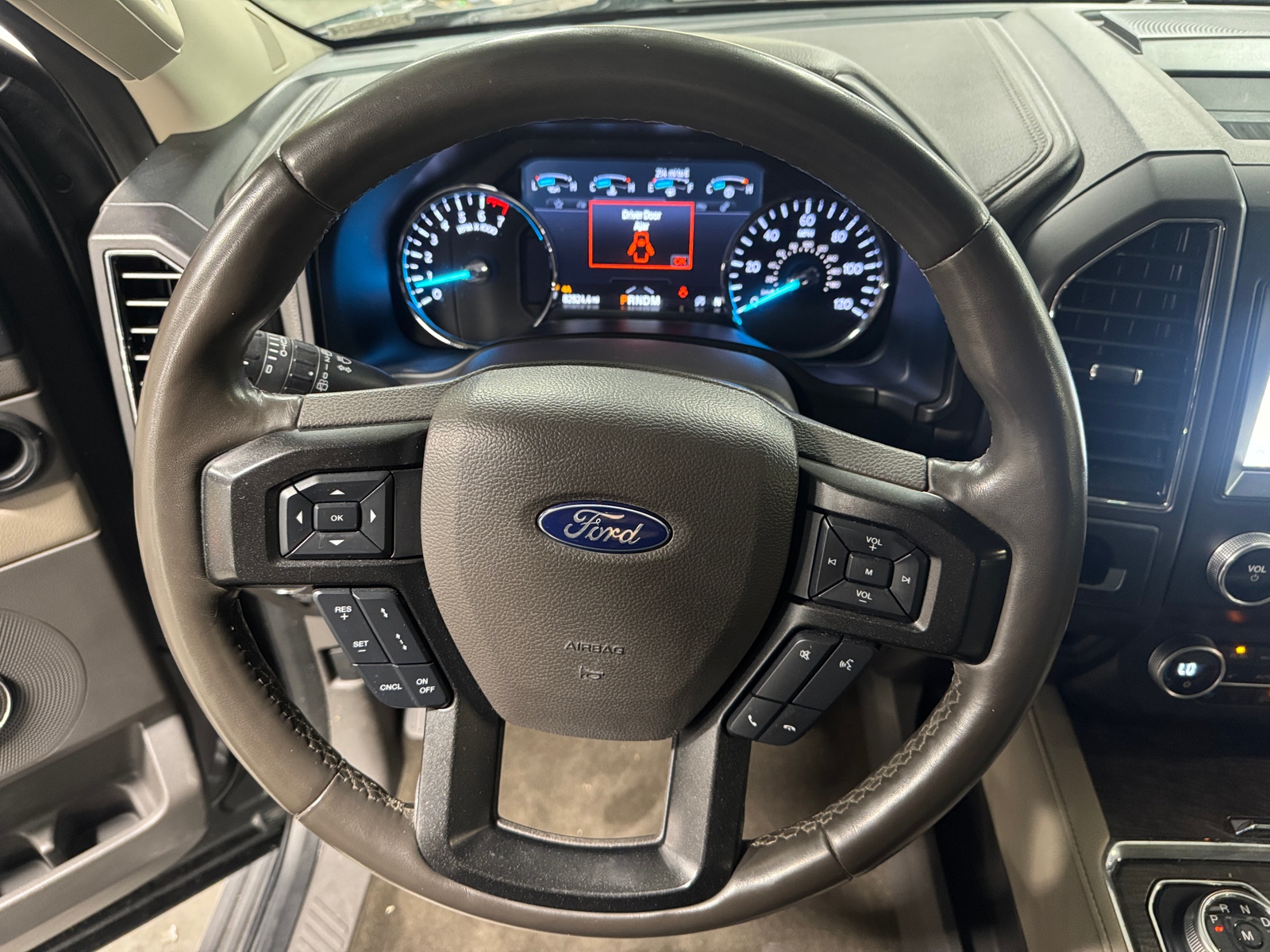 Thumbnail: 2020 Ford Expedition - 4