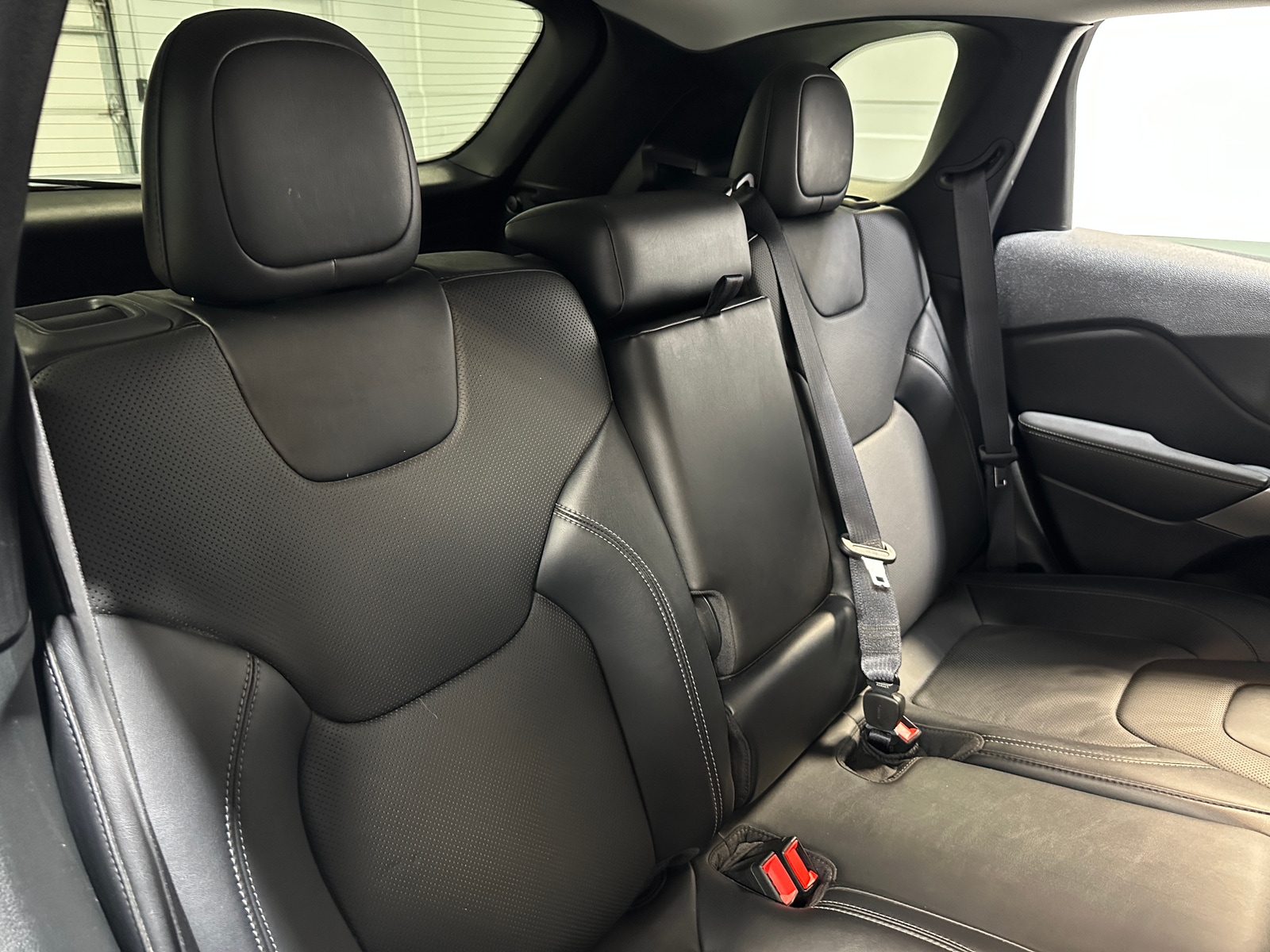 Thumbnail: 2022 Jeep Cherokee - 5