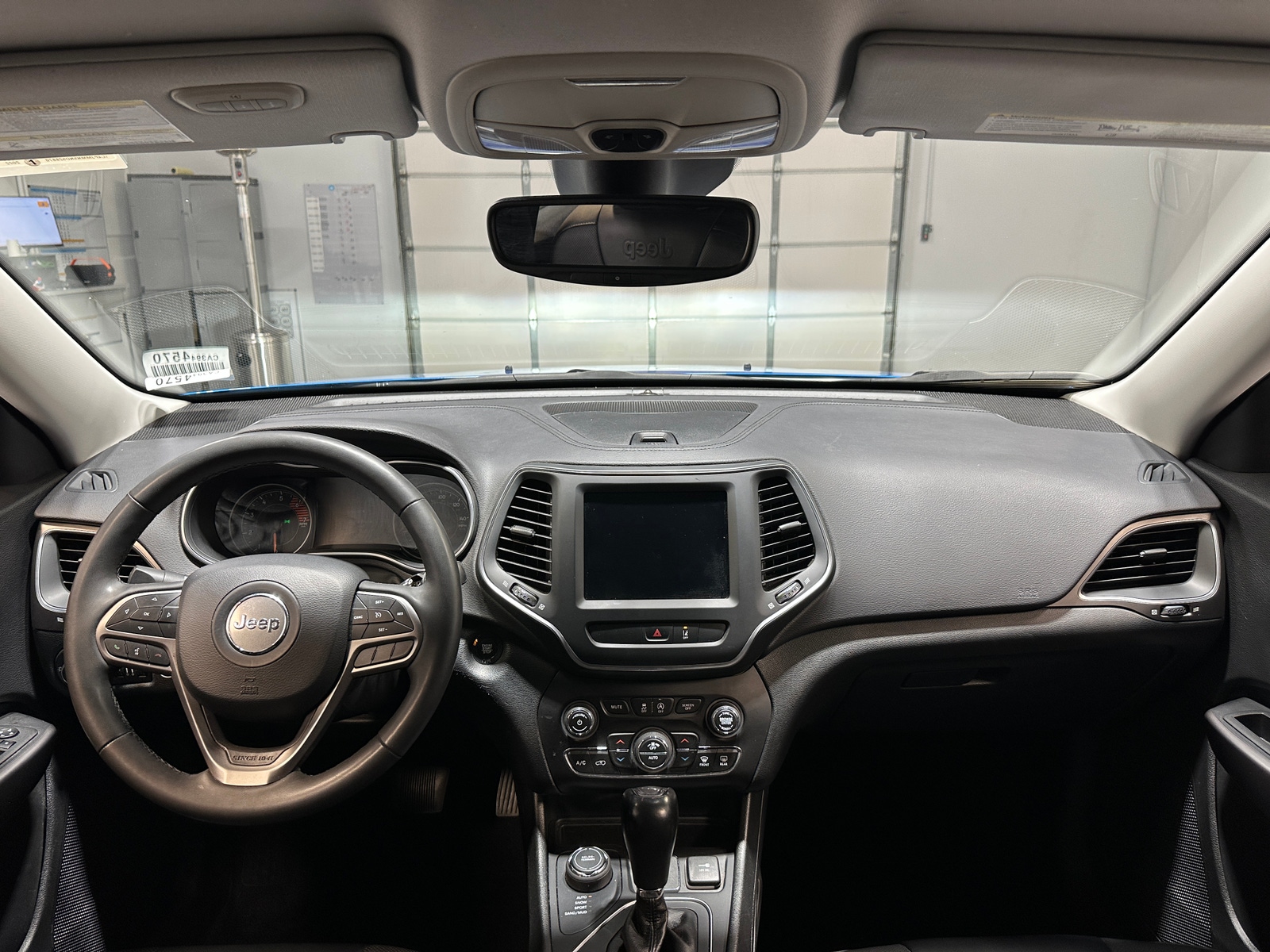 Thumbnail: 2022 Jeep Cherokee - 2