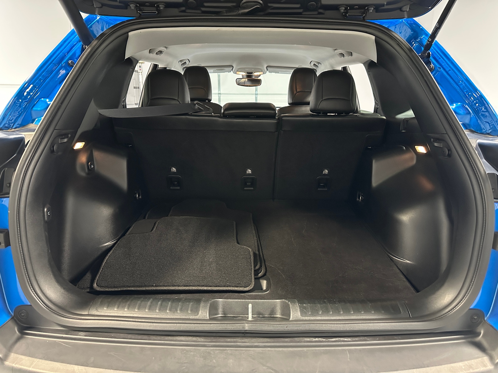 Thumbnail: 2022 Jeep Cherokee - 6