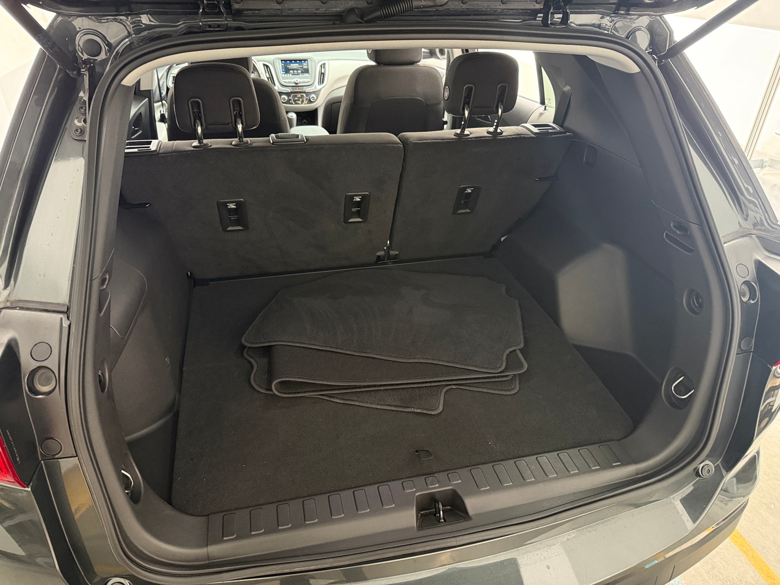 Thumbnail: 2019 Chevrolet Equinox - 7