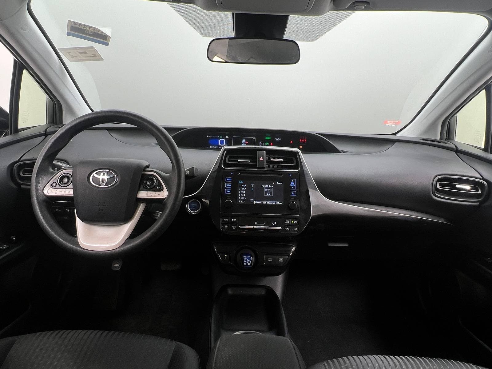 Thumbnail: 2018 Toyota Prius - 3