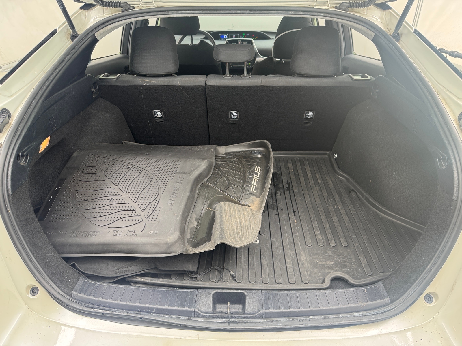 Thumbnail: 2018 Toyota Prius - 7