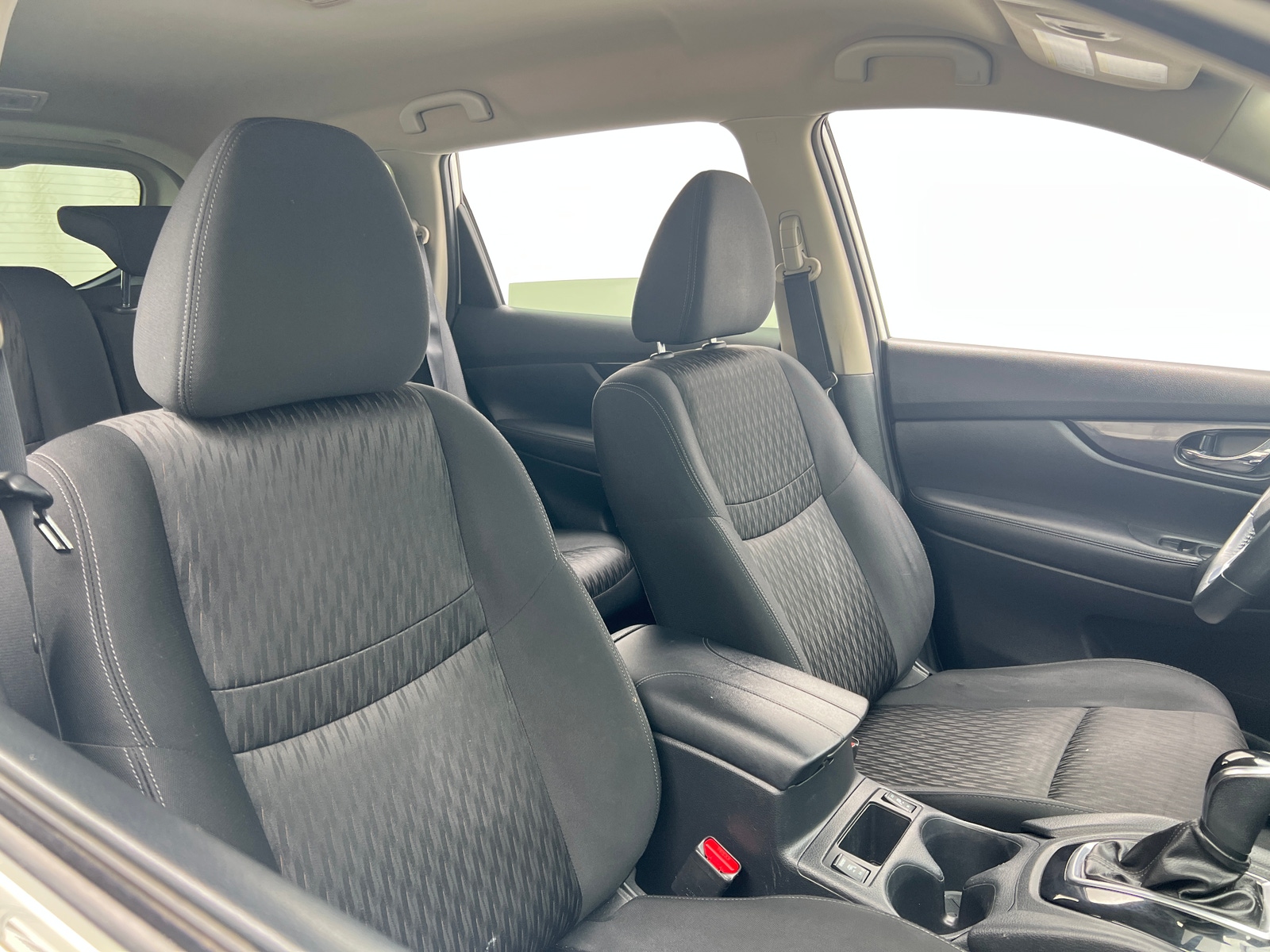 Thumbnail: 2018 Nissan Rogue - 2