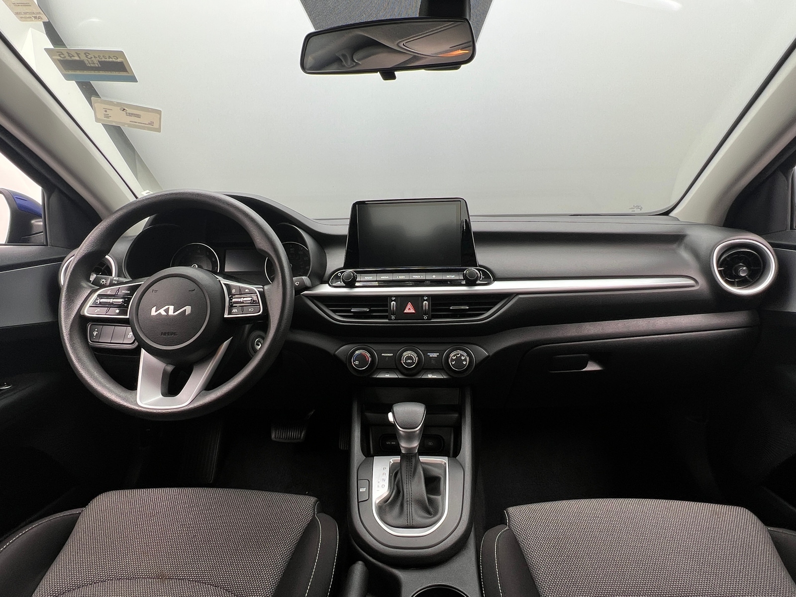 Thumbnail: 2024 Kia Forte - 3