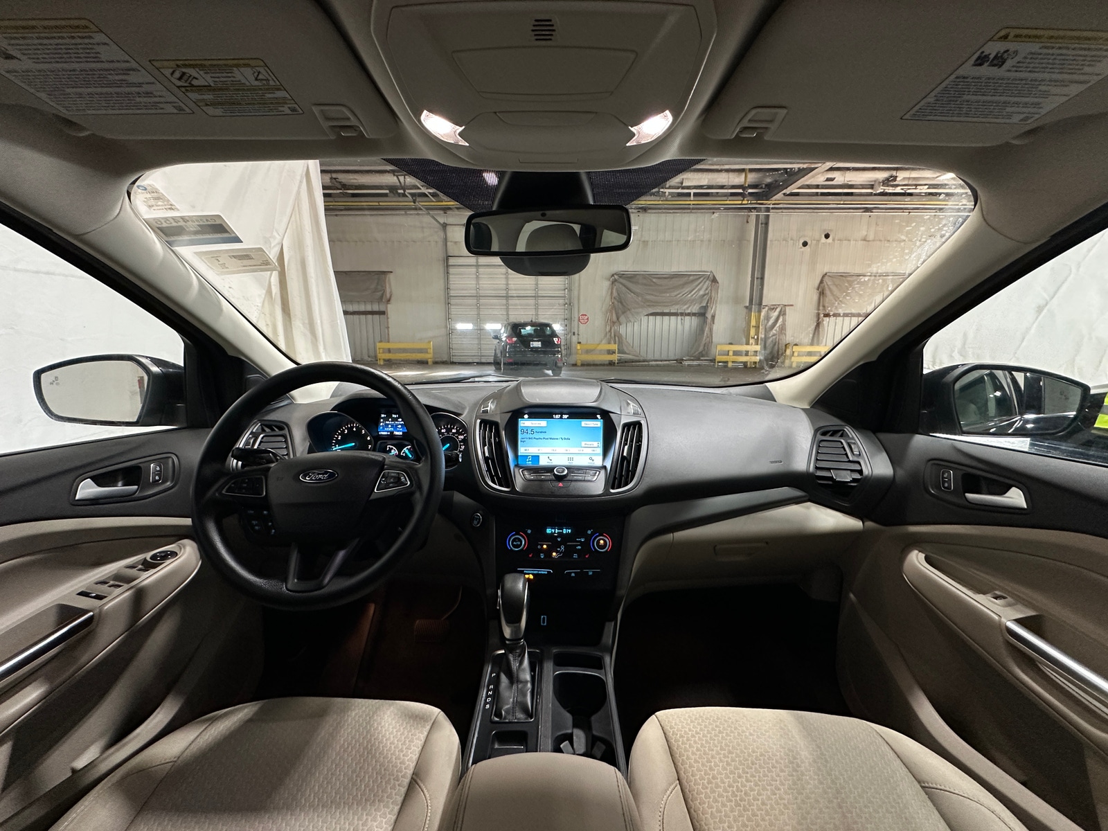 Thumbnail: 2019 Ford Escape - 3