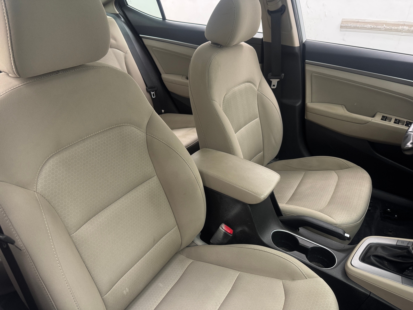 Thumbnail: 2017 Hyundai Elantra - 2