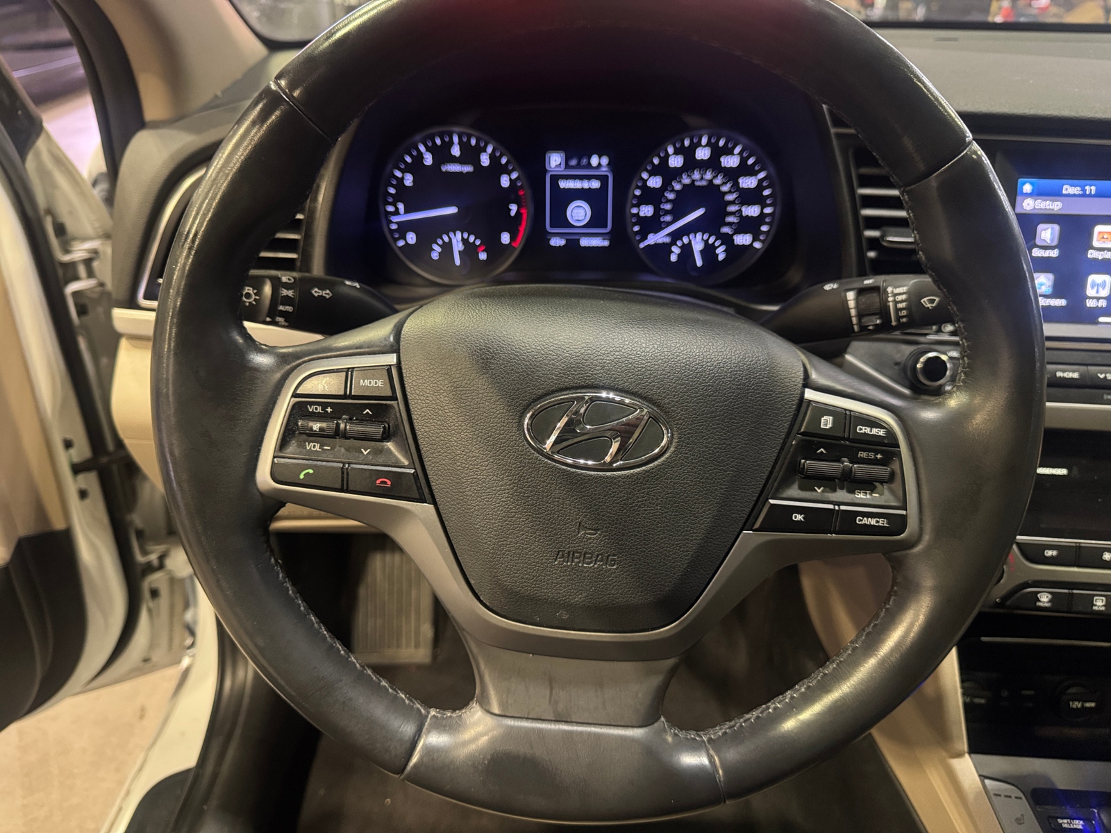 Thumbnail: 2017 Hyundai Elantra - 5