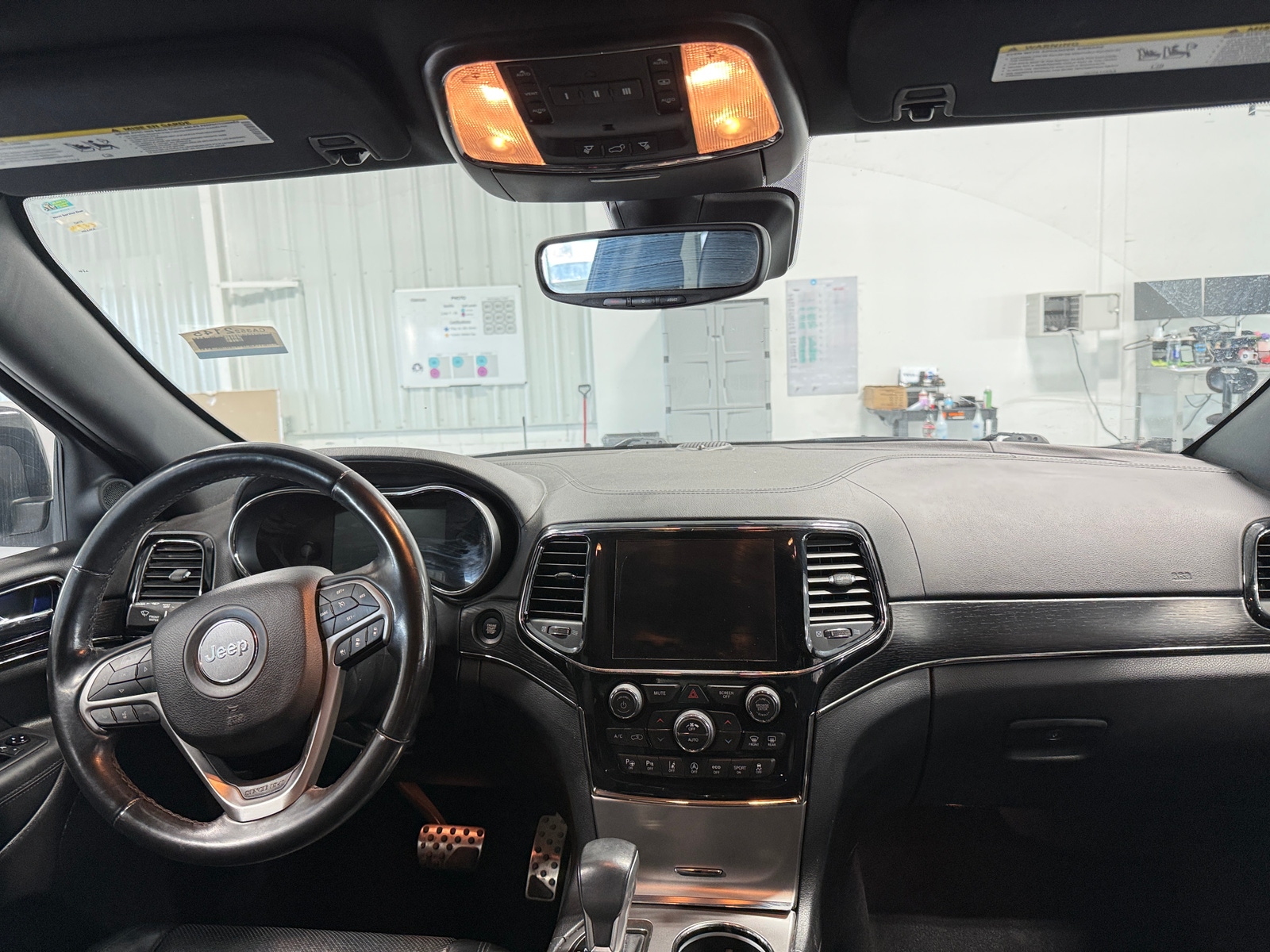 Thumbnail: 2019 Jeep Grand Cherokee - 2