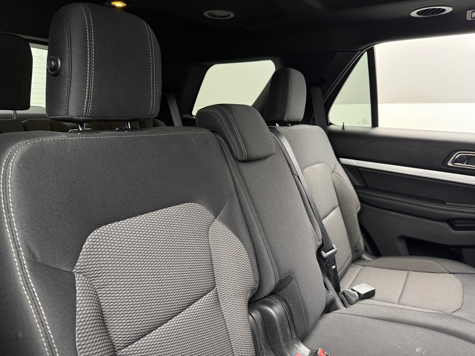 Thumbnail: 2017 Ford Explorer - 6