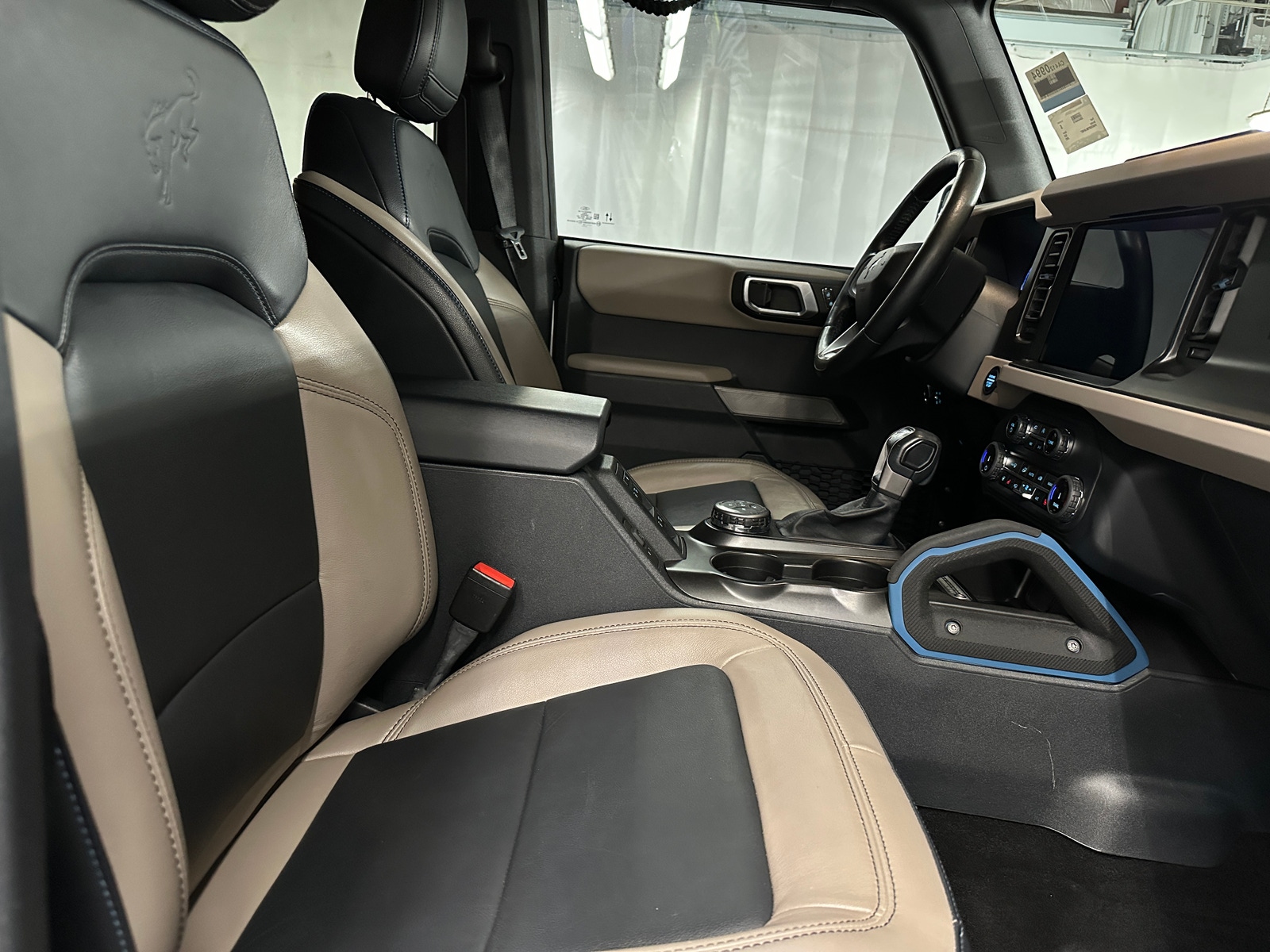 Thumbnail: 2022 Ford Bronco - 2