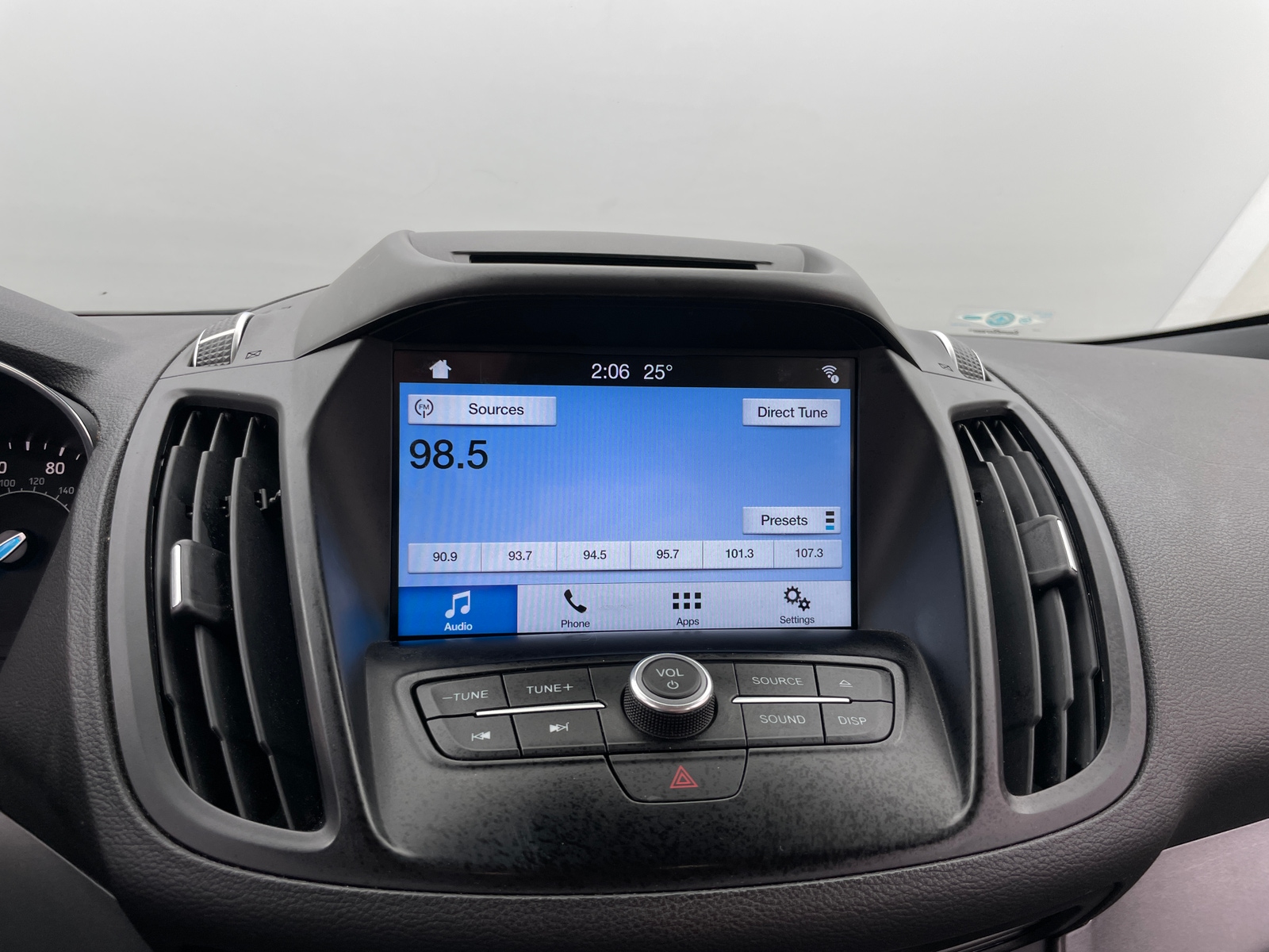 Thumbnail: 2018 Ford Escape - 3