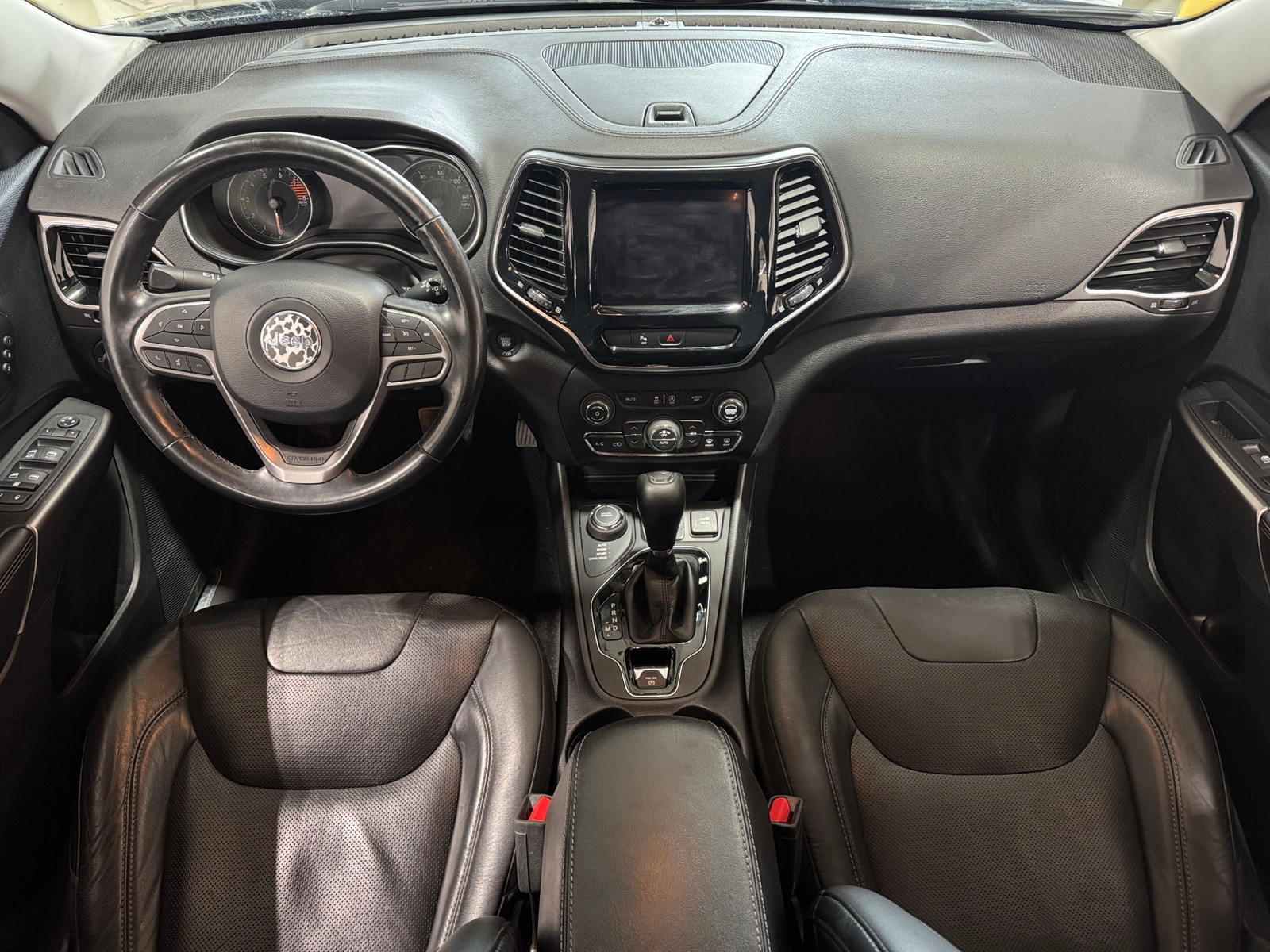 Thumbnail: 2020 Jeep Cherokee - 2