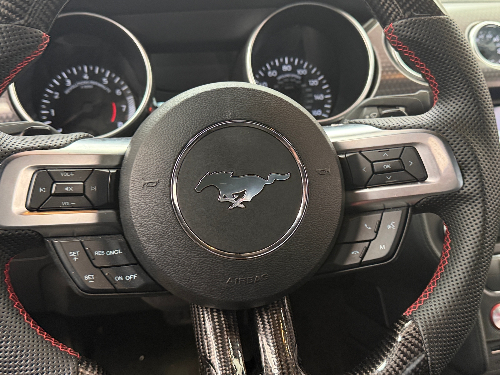 Thumbnail: 2018 Ford Mustang - 4