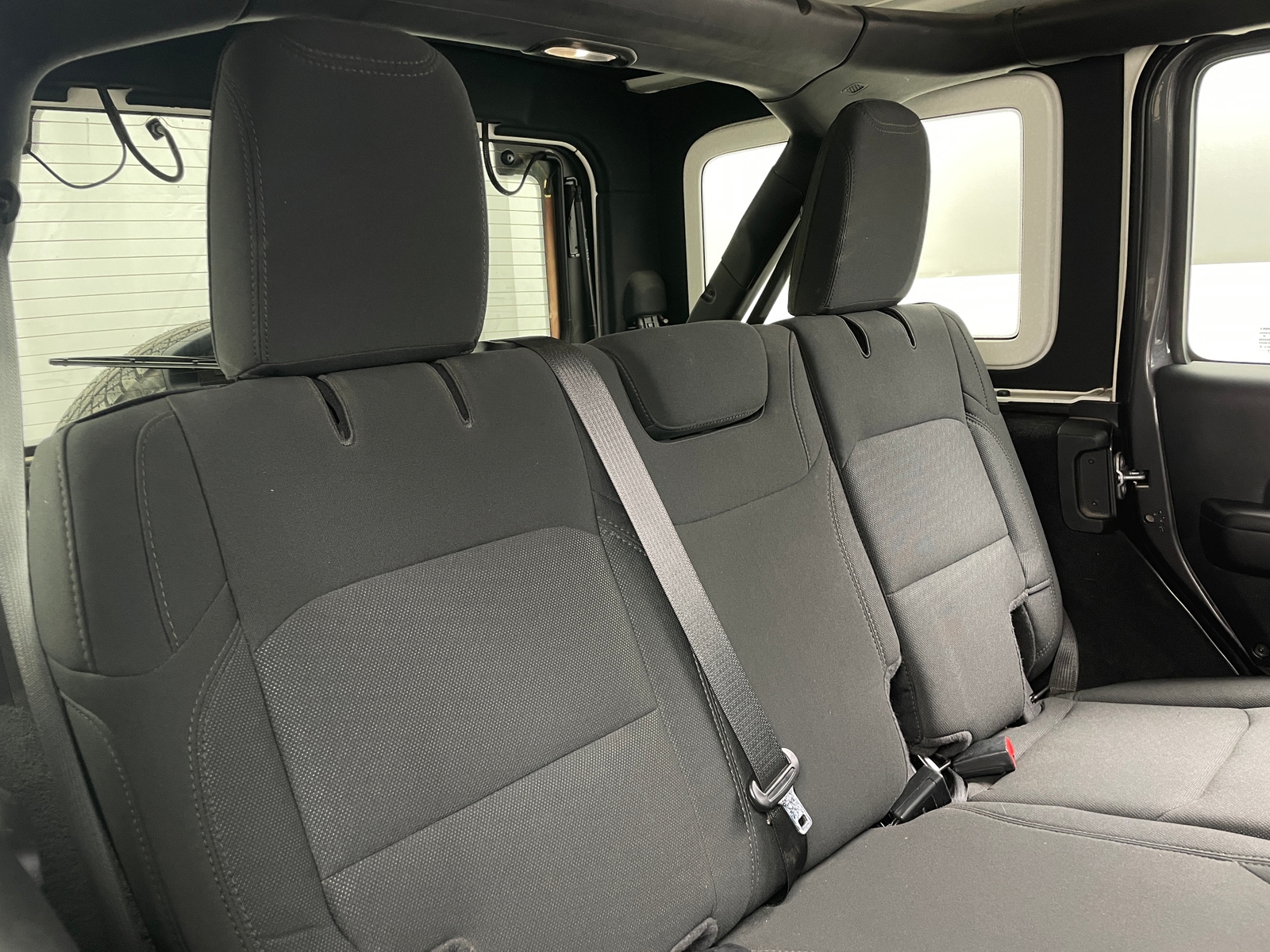 Thumbnail: 2021 Jeep Wrangler - 6