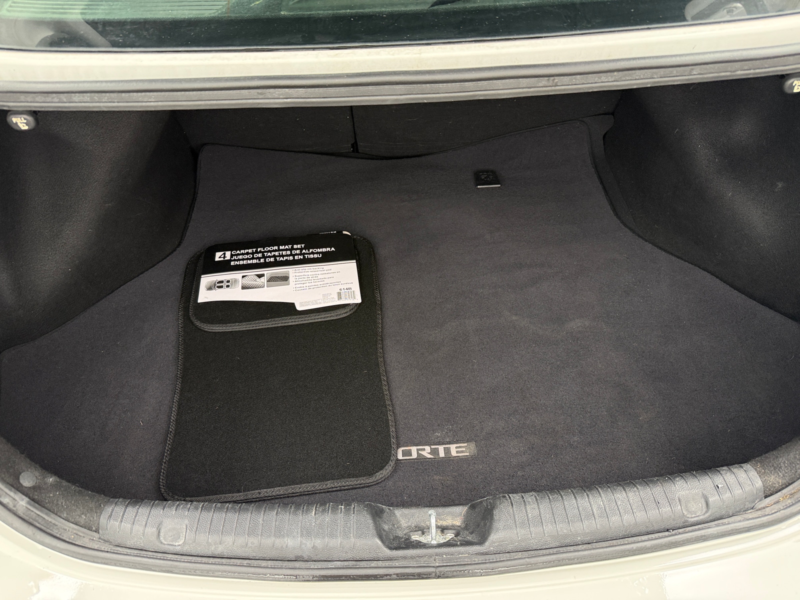 Thumbnail: 2017 Kia Forte - 7