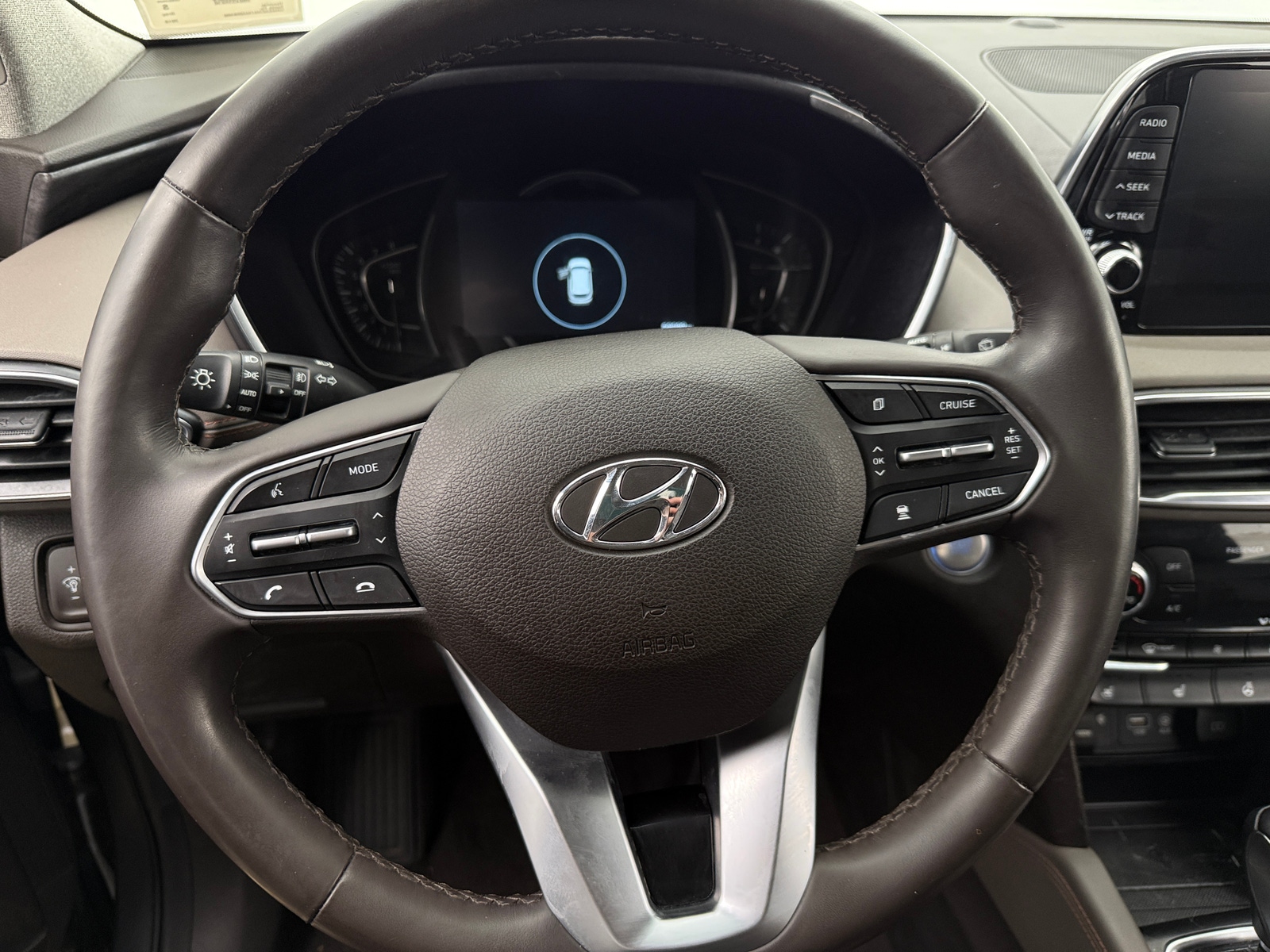 Thumbnail: 2019 Hyundai Santa Fe - 4