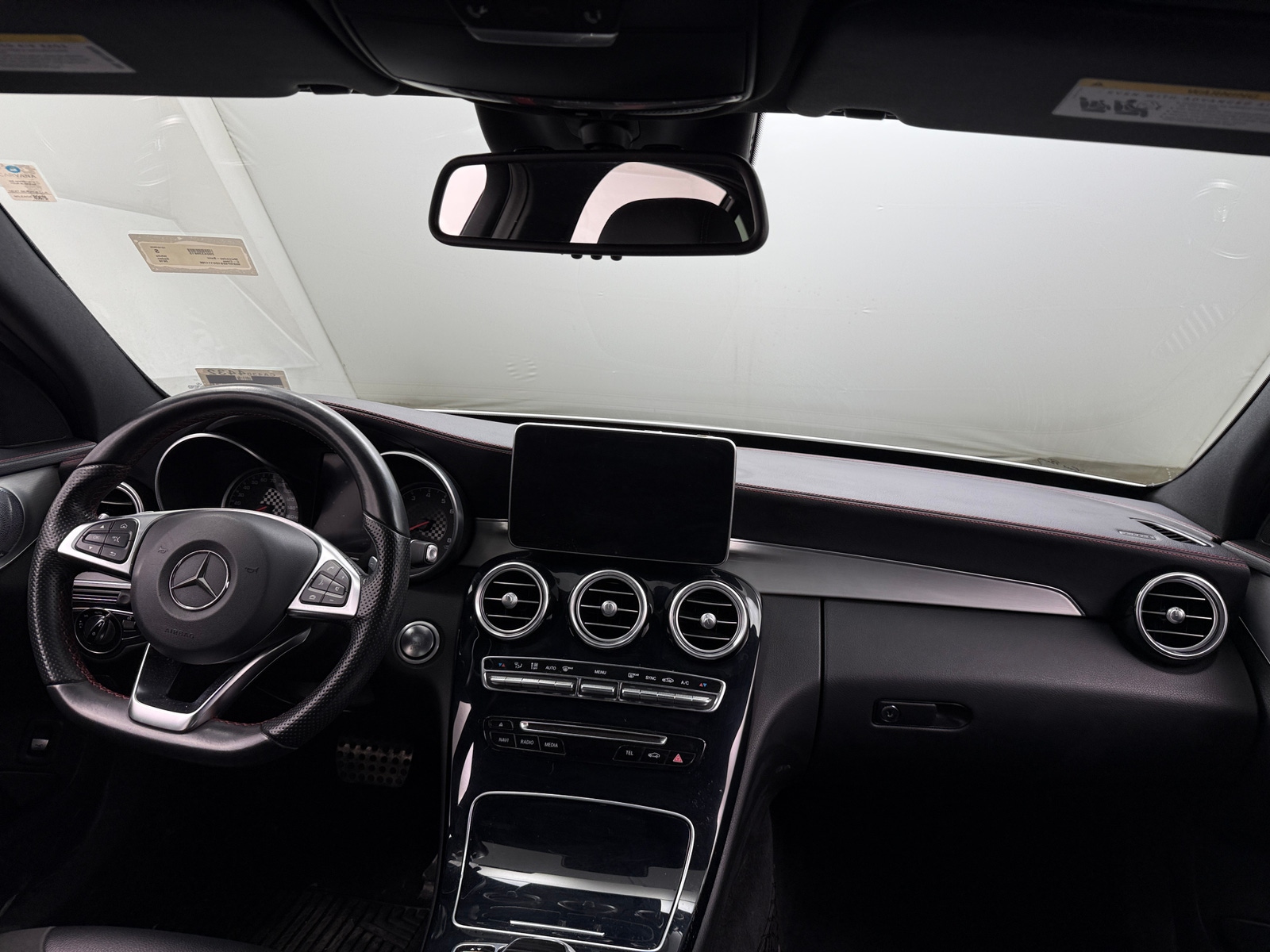 Thumbnail: 2016 Mercedes-Benz C-Class - 2