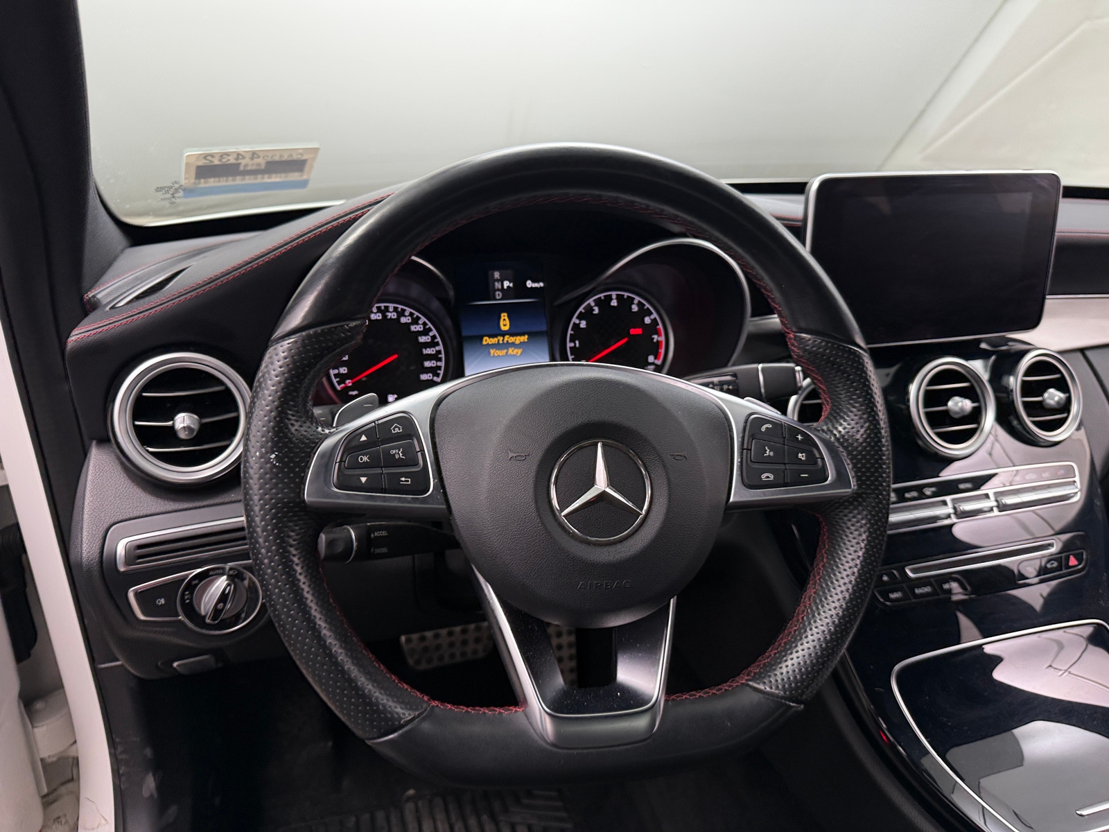 Thumbnail: 2016 Mercedes-Benz C-Class - 4