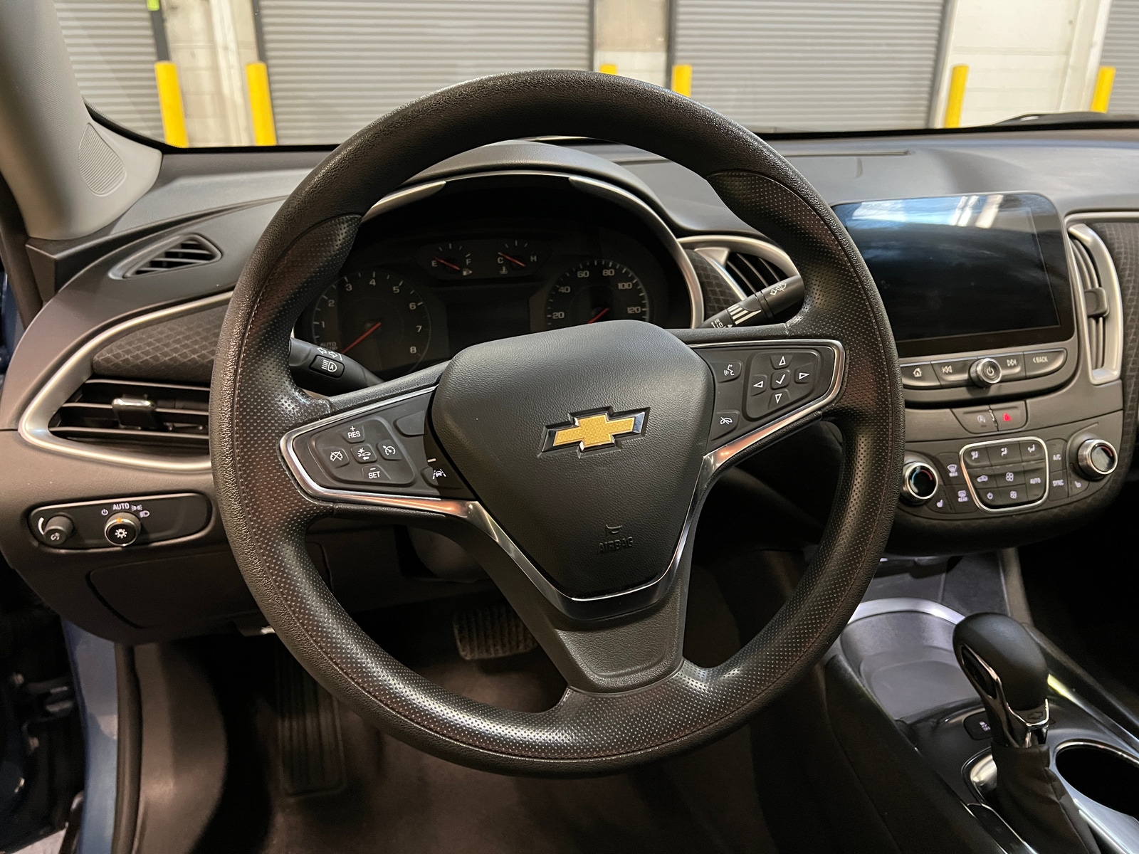 Thumbnail: 2024 Chevrolet Malibu - 5