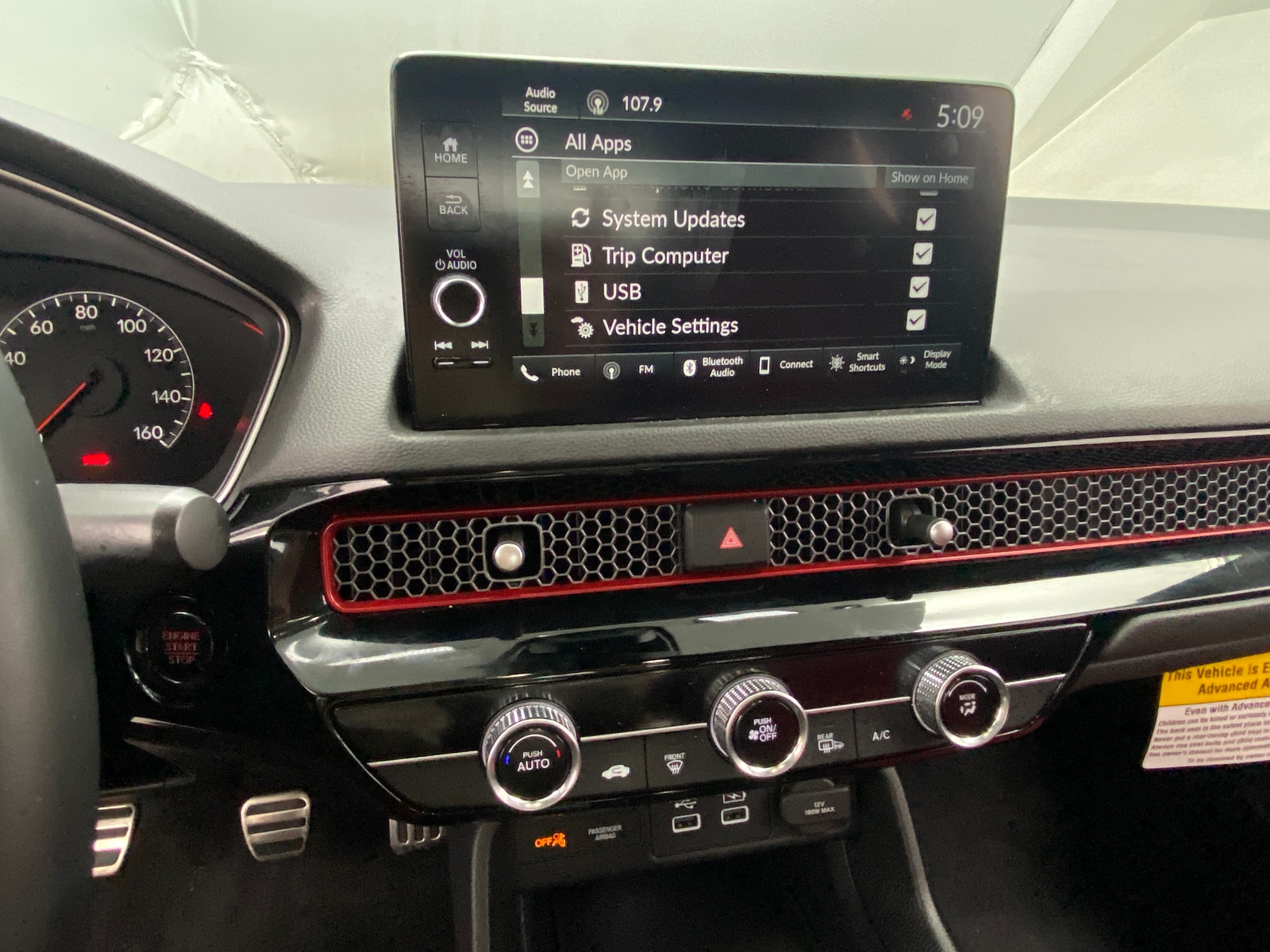 Thumbnail: 2024 Honda Civic - 4