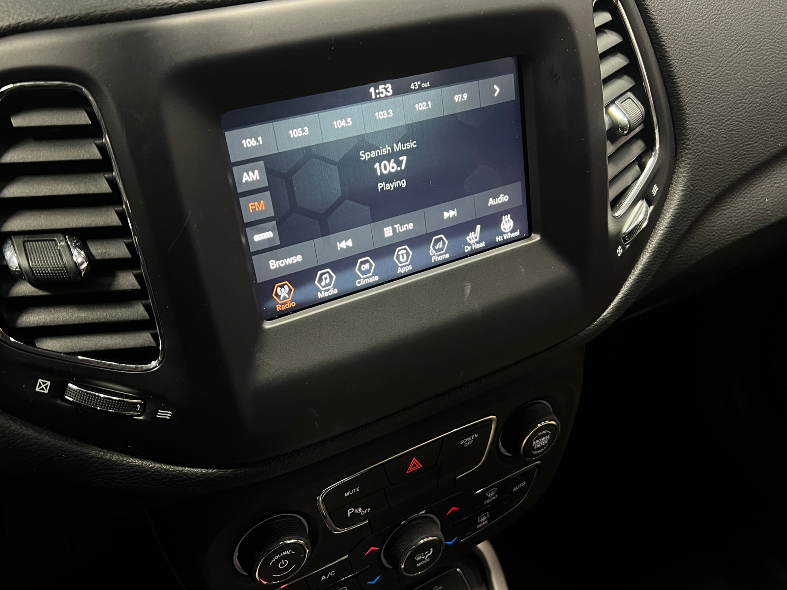 Thumbnail: 2018 Jeep Compass - 4