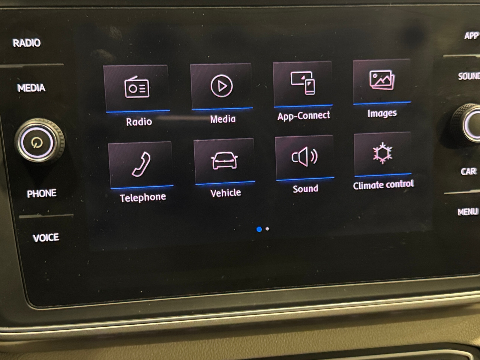 Thumbnail: 2019 Volkswagen Atlas - 3