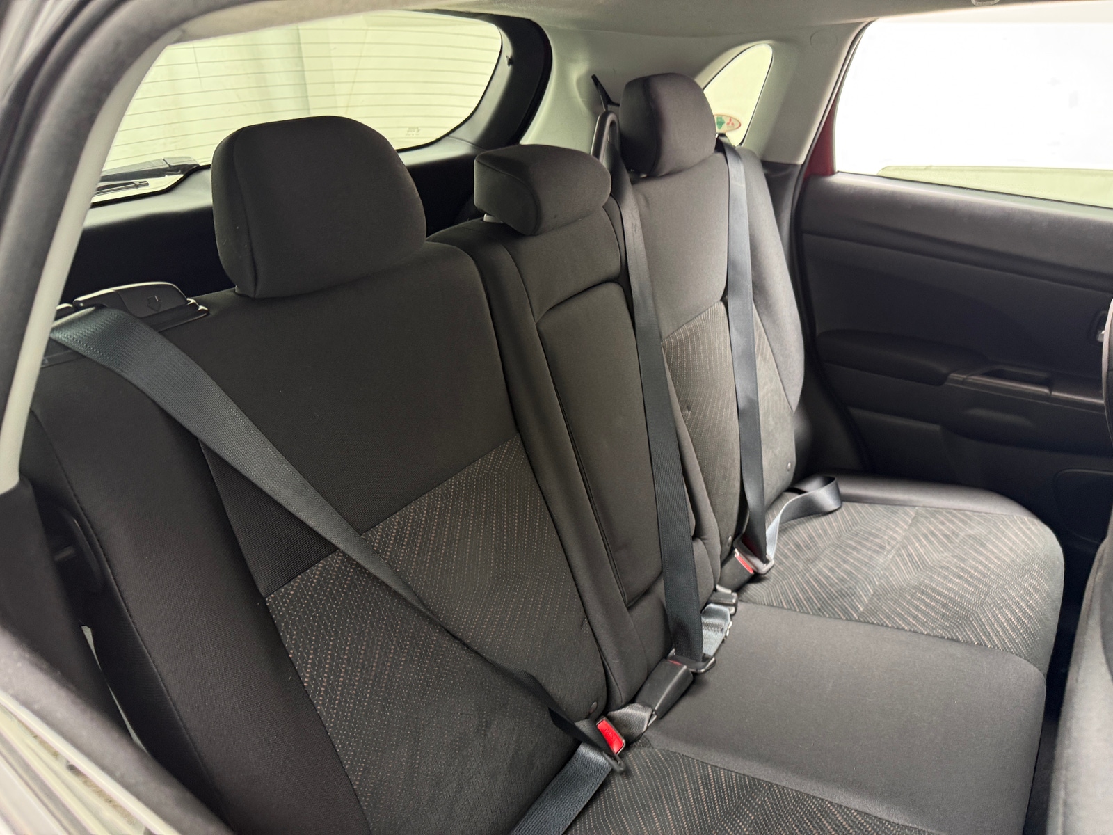 Thumbnail: 2013 Mitsubishi Outlander Sport - 6