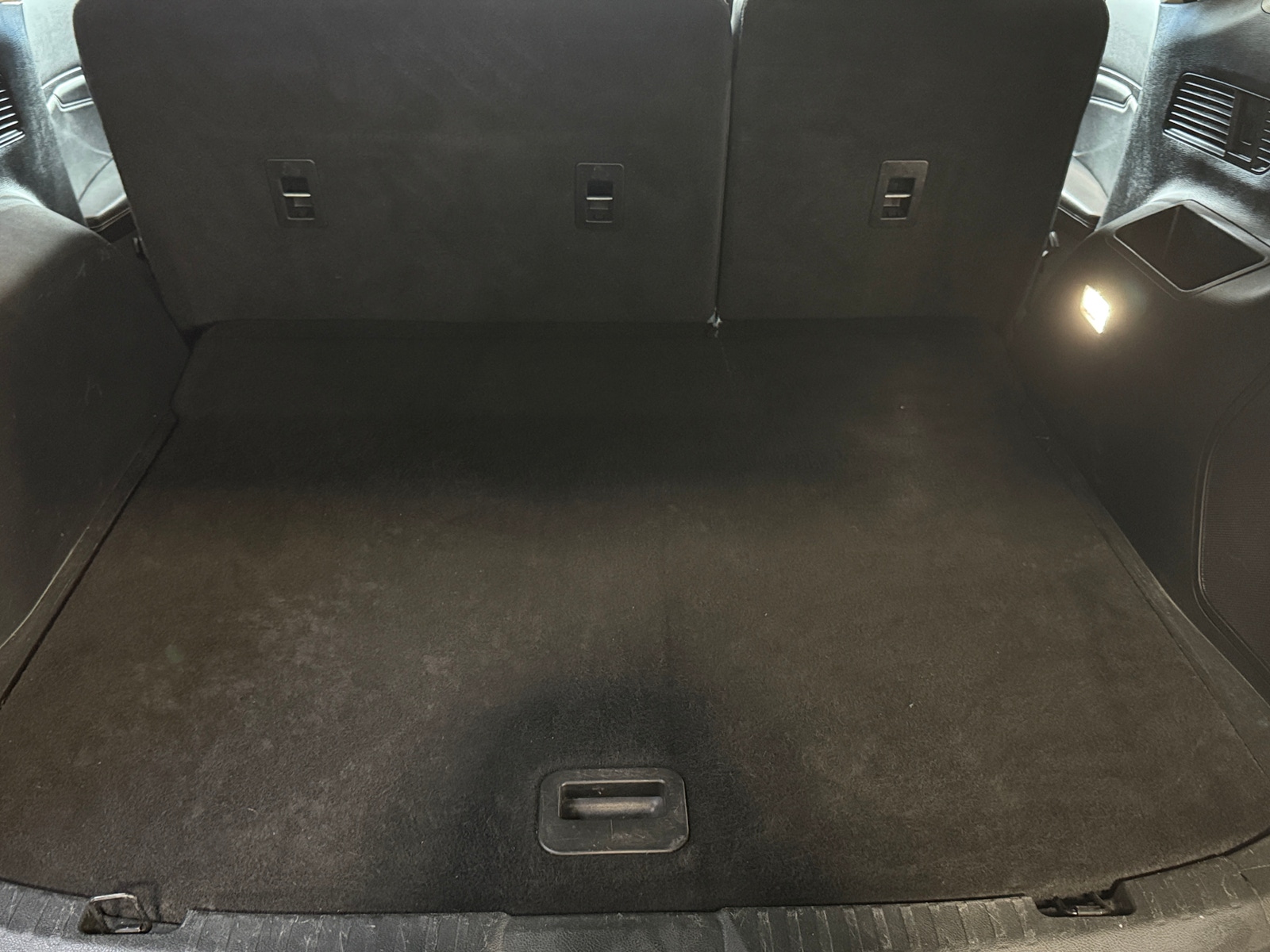 Thumbnail: 2019 Ford Edge - 6