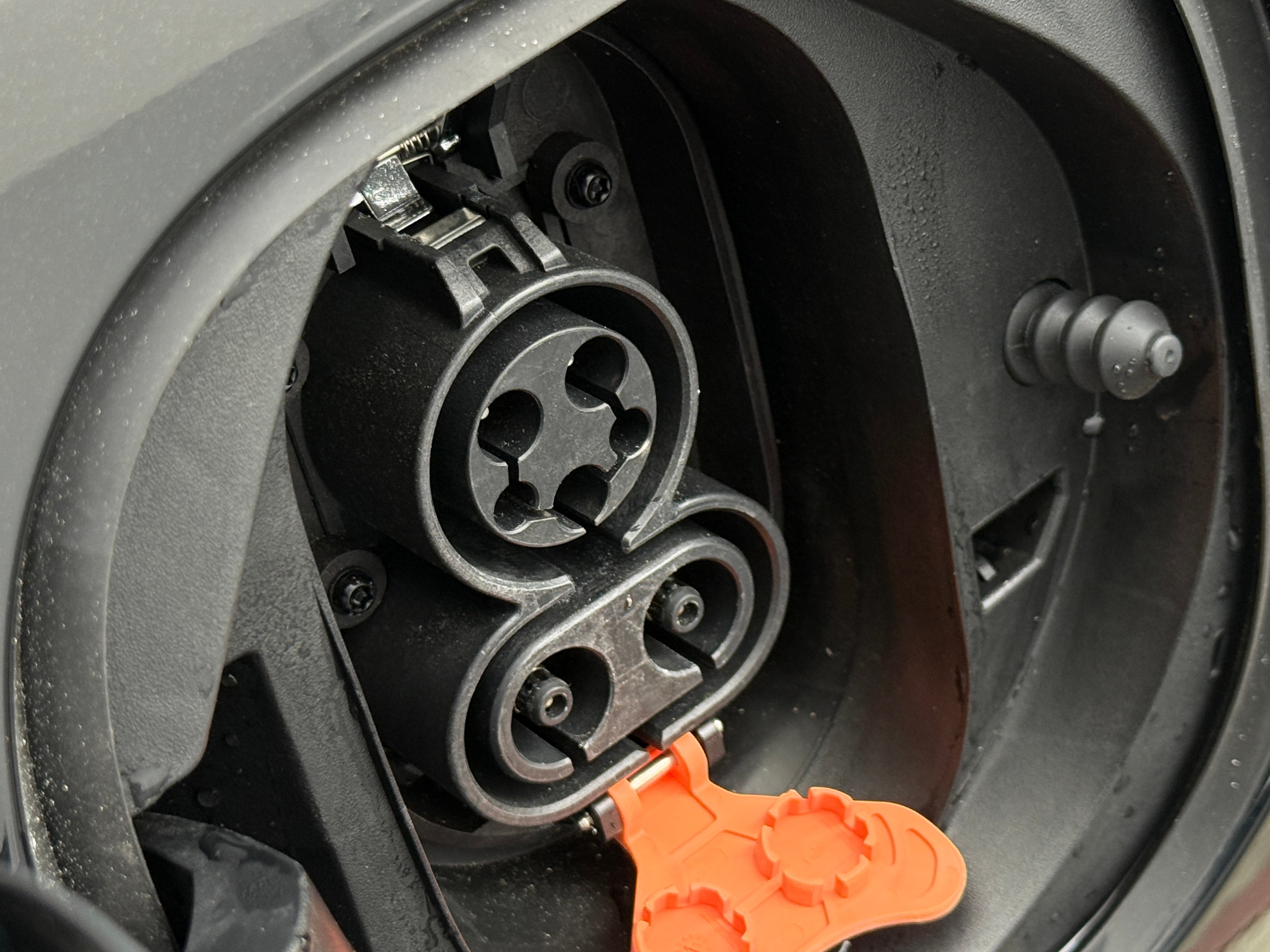 Used 2023 Chevrolet Bolt EUV Premier with VIN 1G1FZ6S04P4170986 for sale in Oak Creek, WI