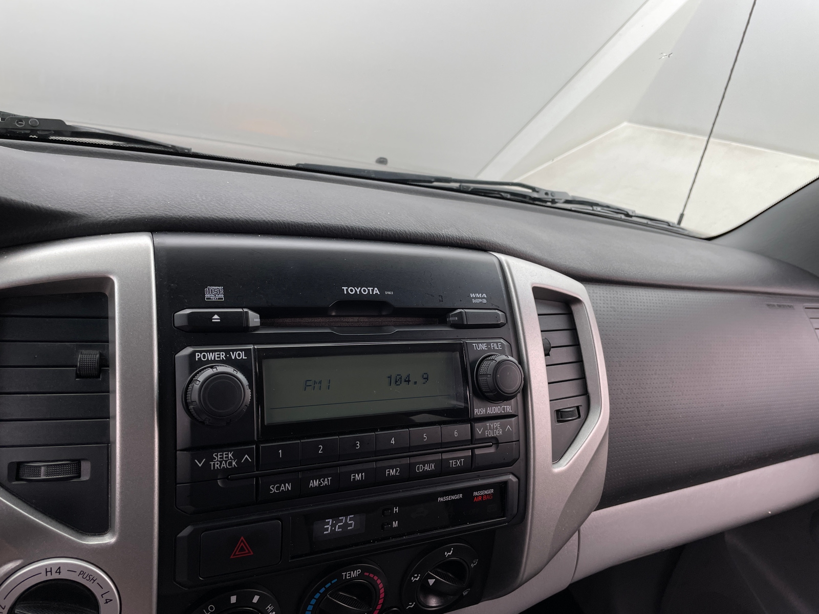 Thumbnail: 2012 Toyota Tacoma - 4