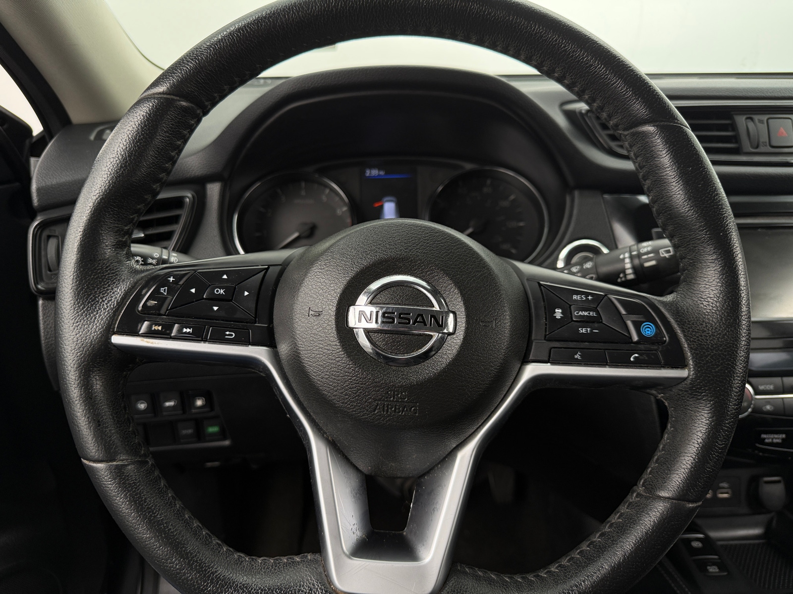 Thumbnail: 2020 Nissan Rogue - 4