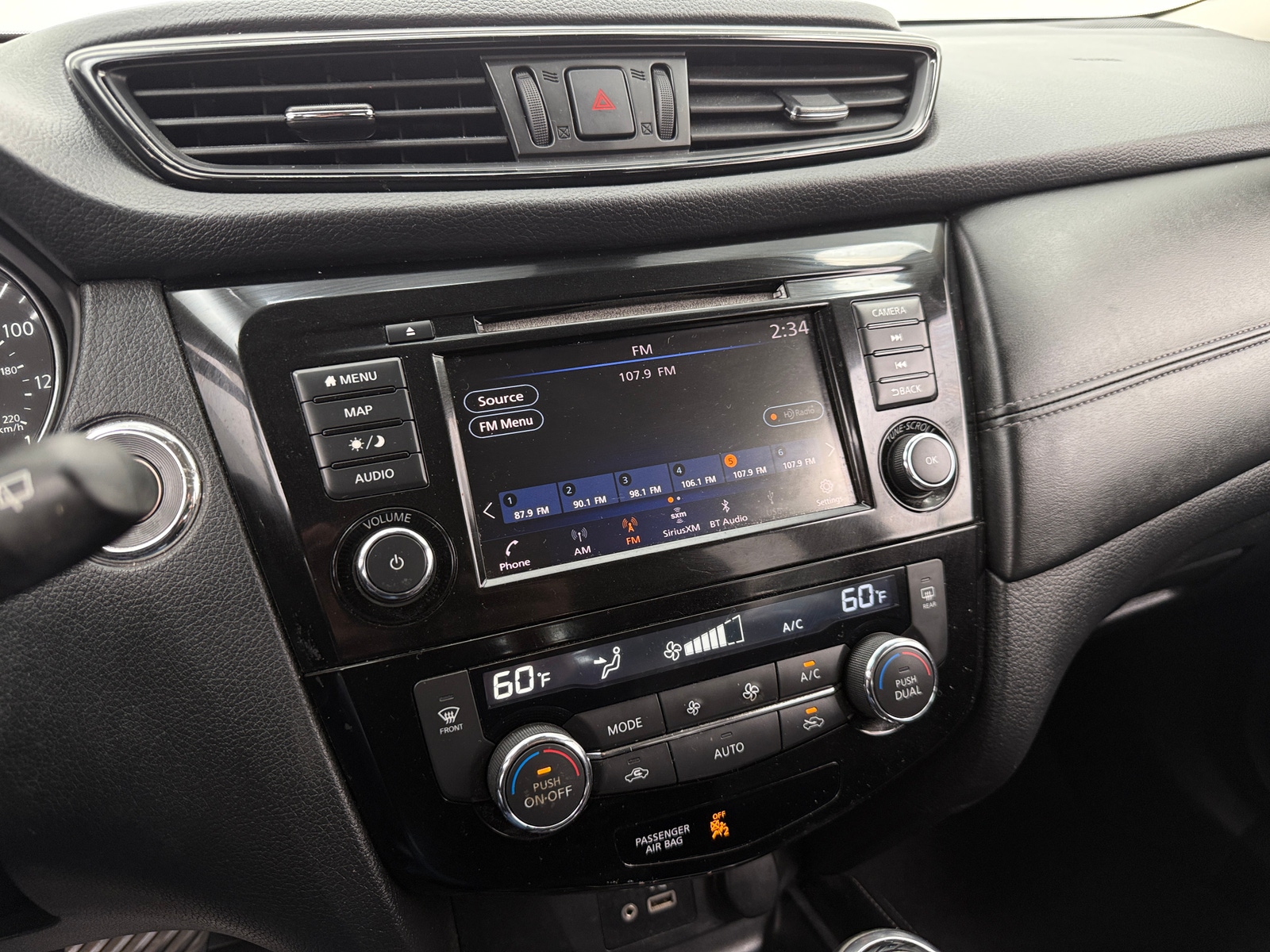 Thumbnail: 2020 Nissan Rogue - 3