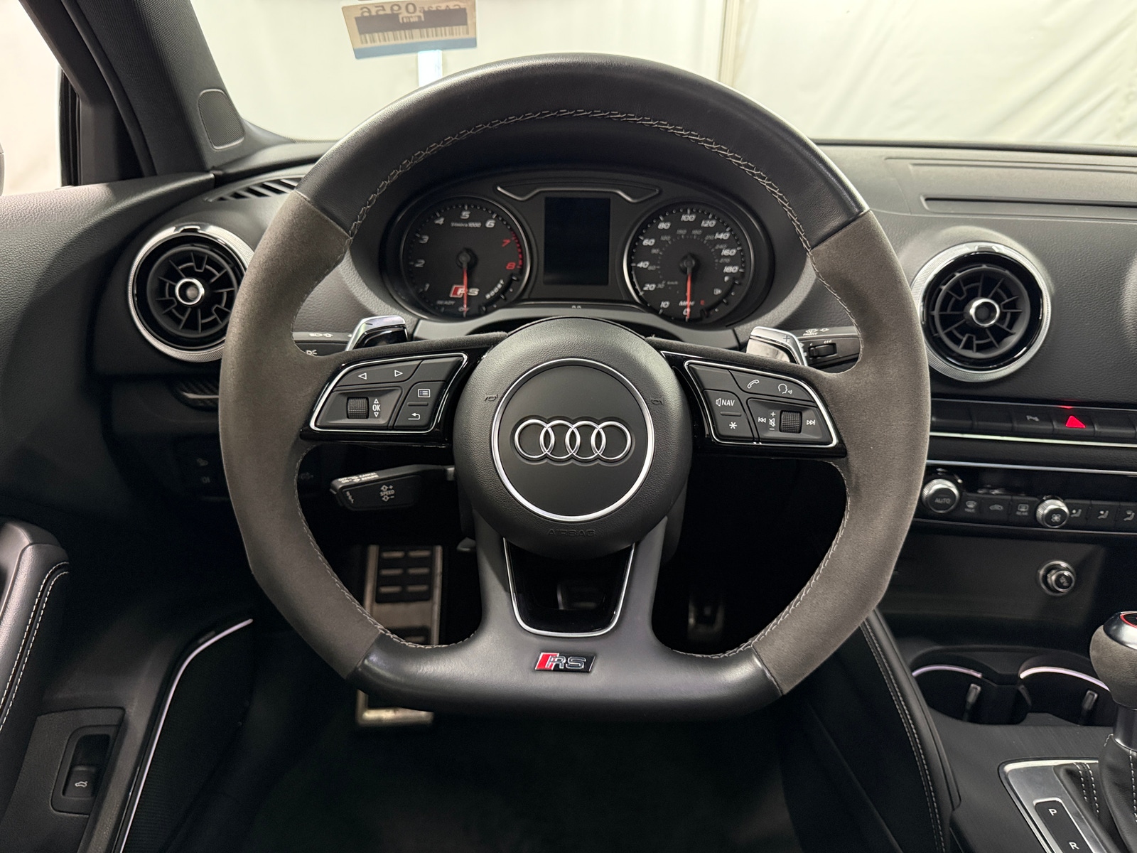 Thumbnail: 2020 Audi RS 3 - 4