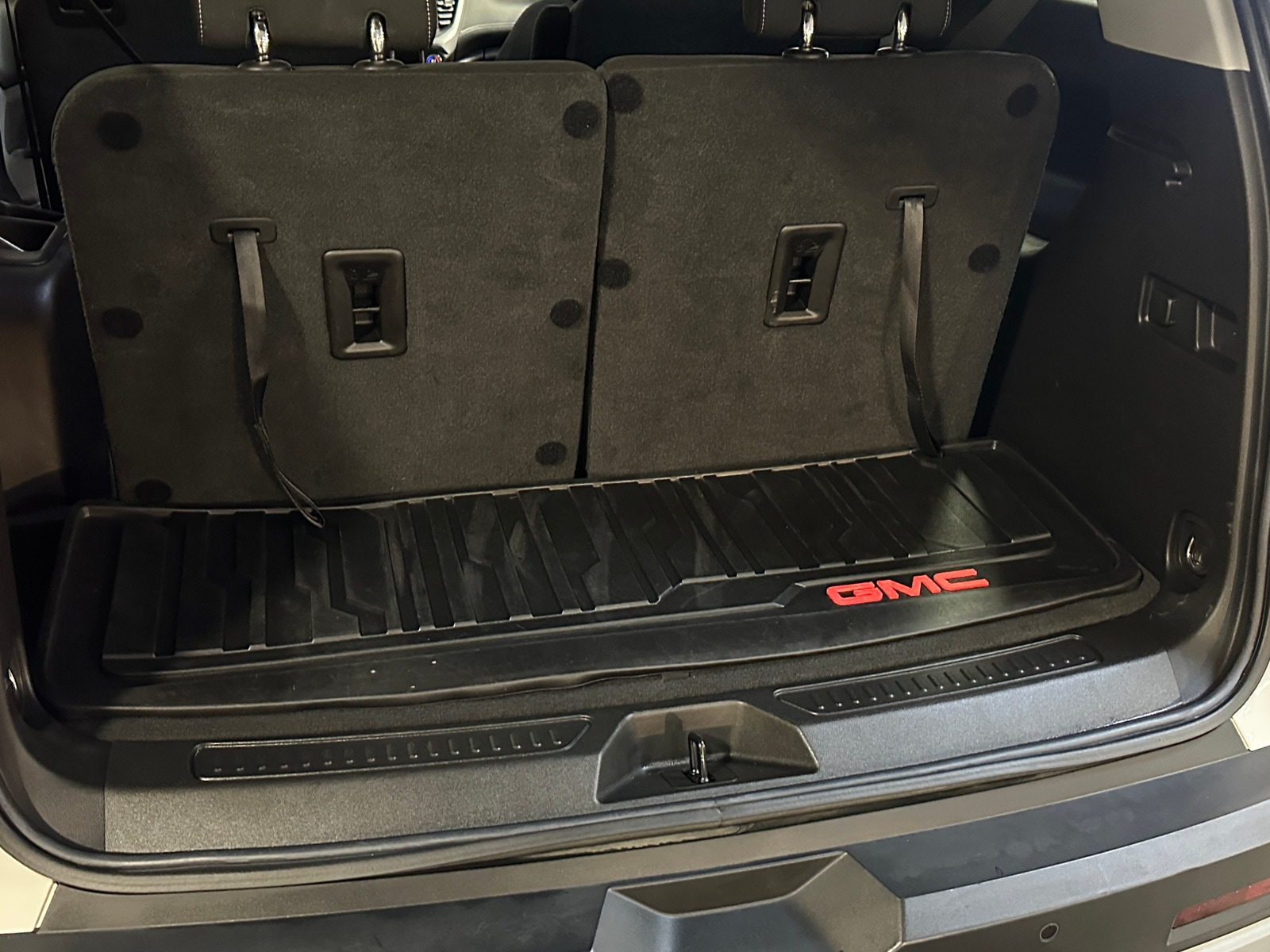 Thumbnail: 2023 GMC Acadia - 7