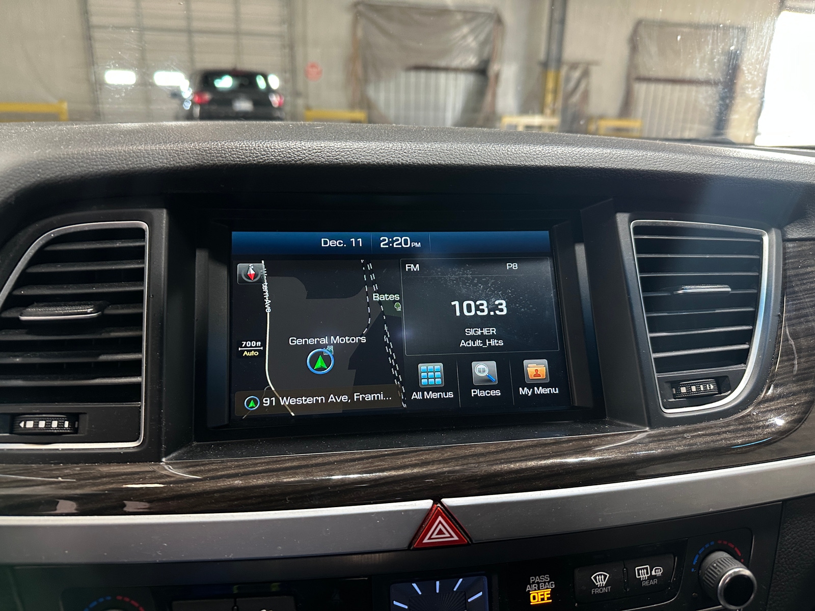 Thumbnail: 2017 Genesis G80 - 3