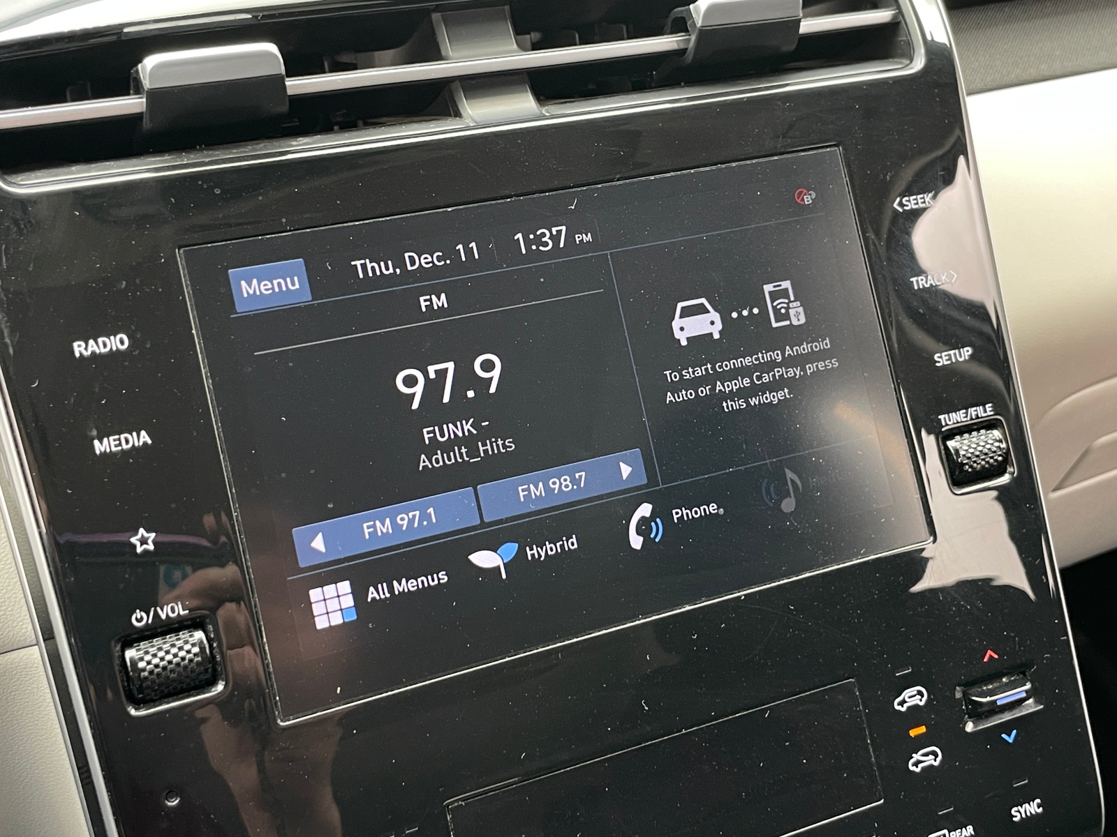 Thumbnail: 2022 Hyundai Tucson - 4