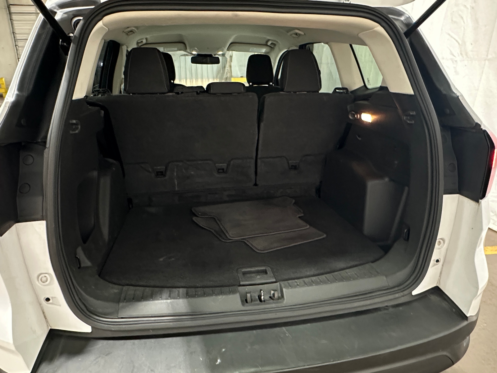 Thumbnail: 2019 Ford Escape - 7