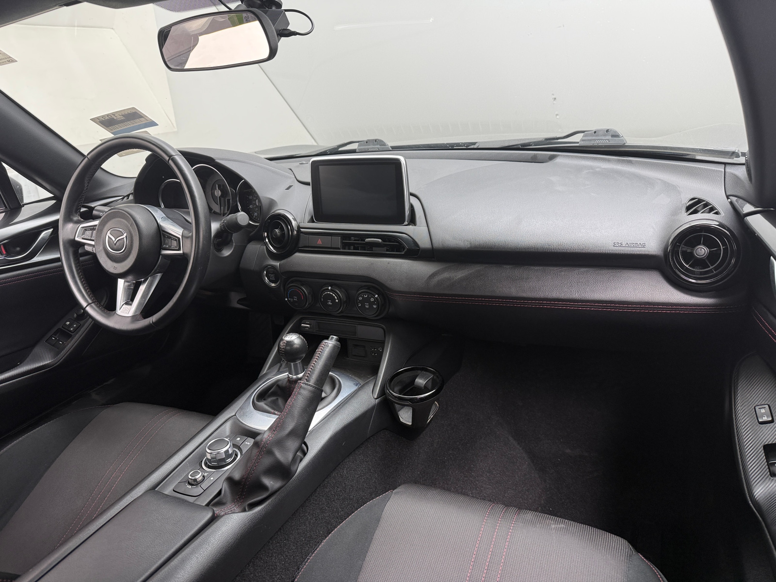 Thumbnail: 2017 Mazda MX-5 Miata - 3