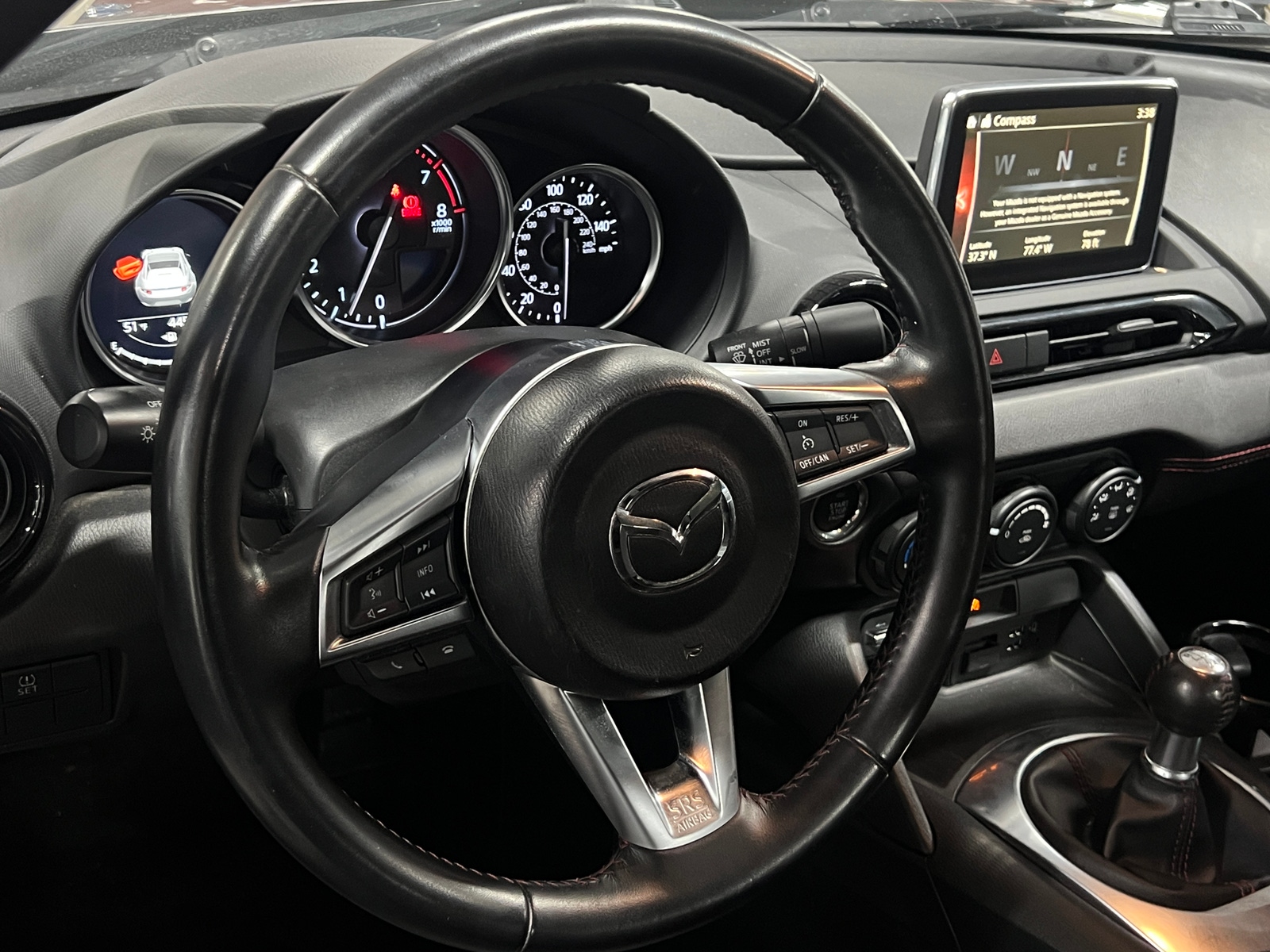 Thumbnail: 2017 Mazda MX-5 Miata - 5