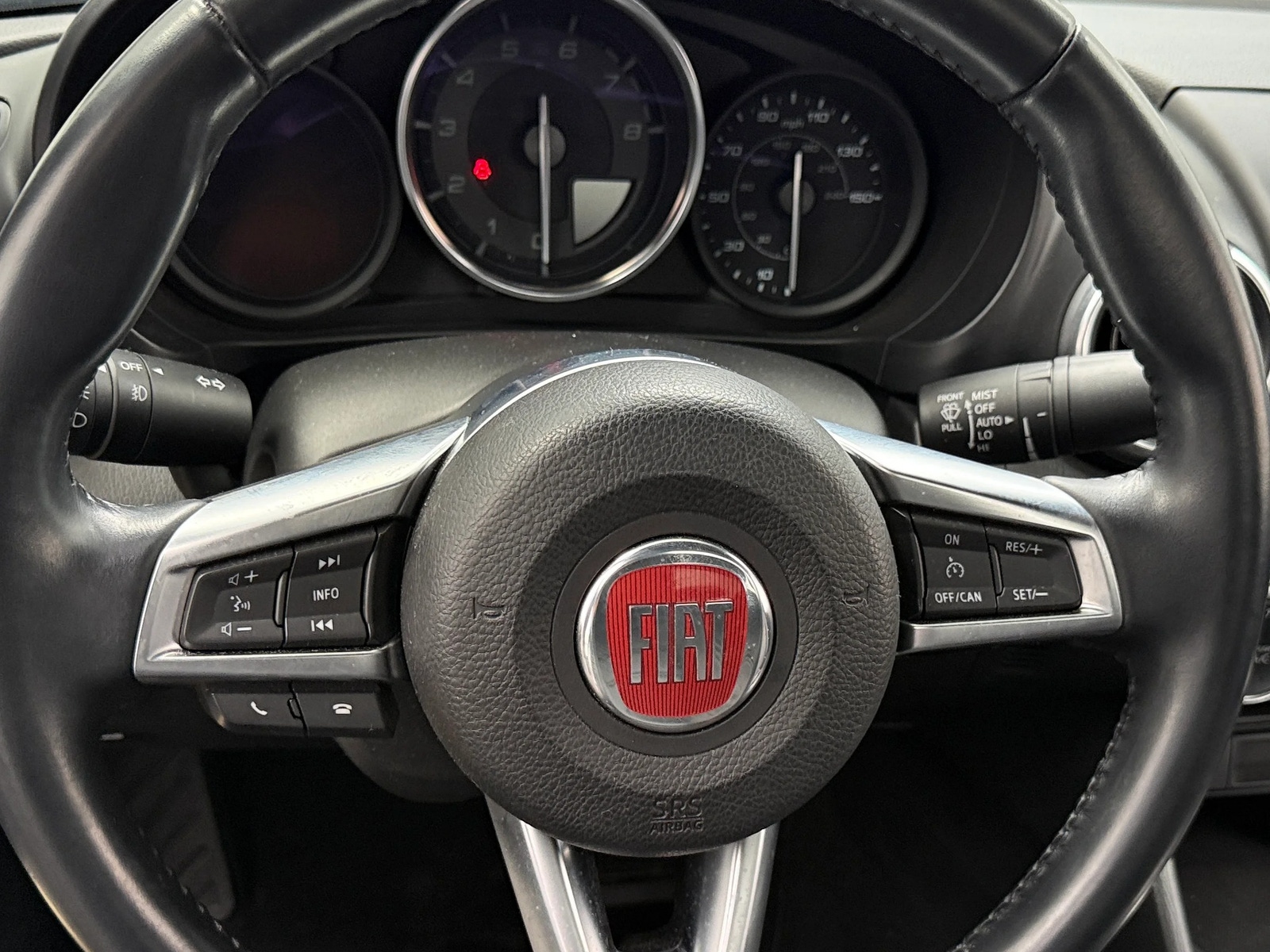 Thumbnail: 2018 Fiat 124 Spider - 5