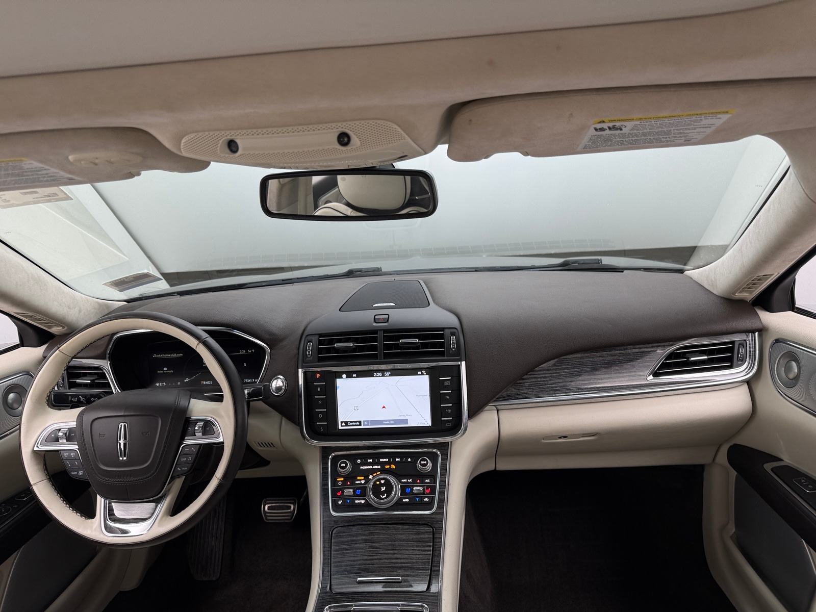 Thumbnail: 2017 Lincoln Continental - 2