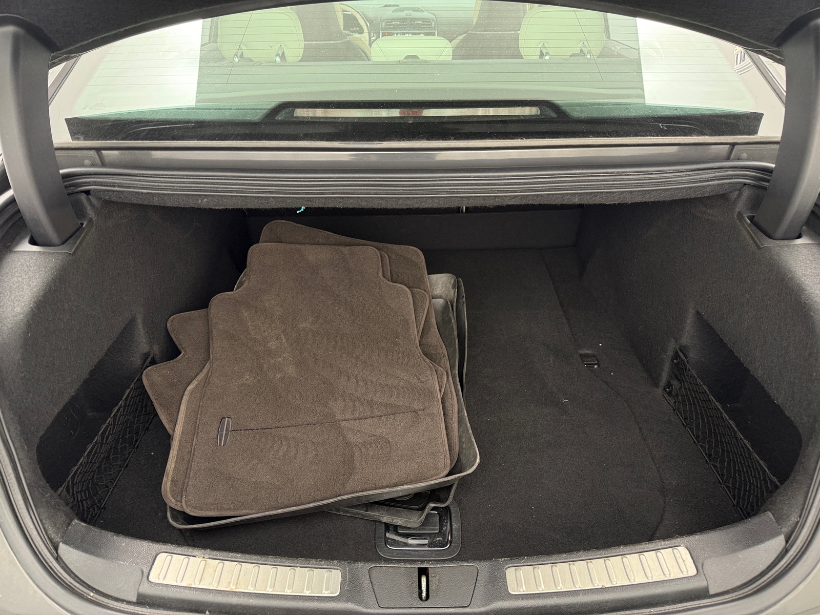 Thumbnail: 2017 Lincoln Continental - 6